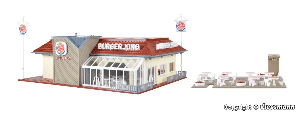 Vollmer 43632 HO scale, Burger King with interior light