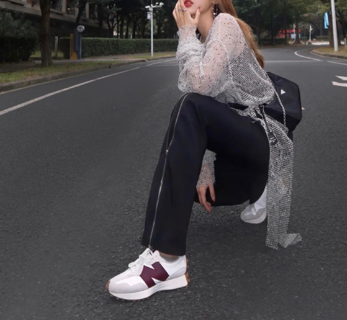 <零碼NB出清來拉❗>New Balance 327 勃根地酒紅皮革 🍷