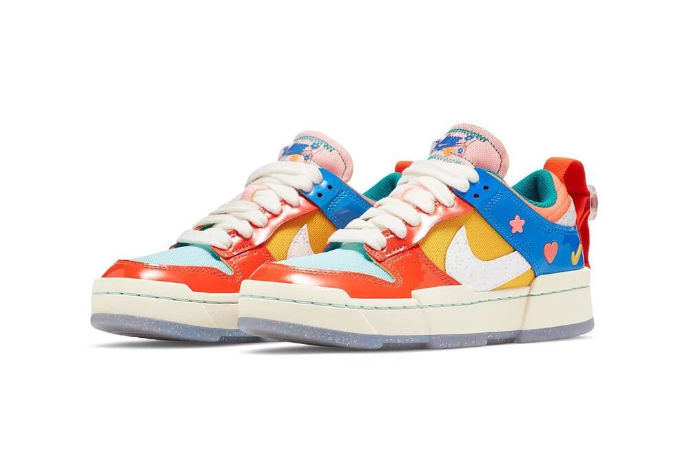 https://www.phantacico.com/pages/nike-dunk-low-disrupt-kid-at-heart