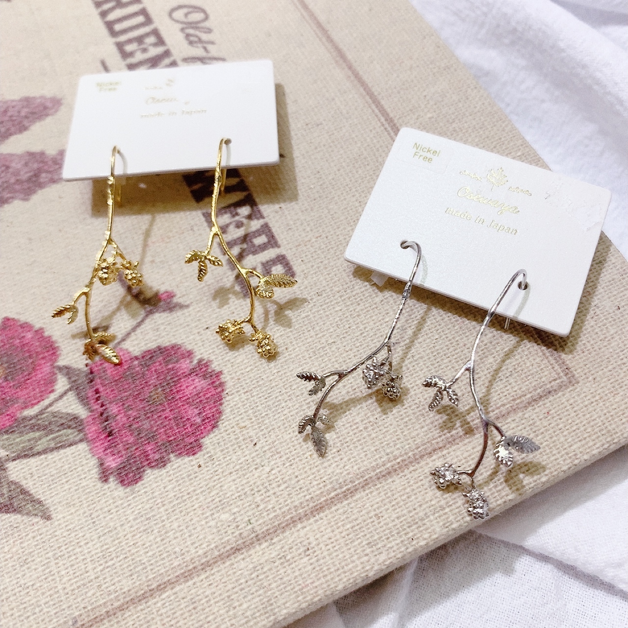 [日本制]金屬小花耳環(防敏感)