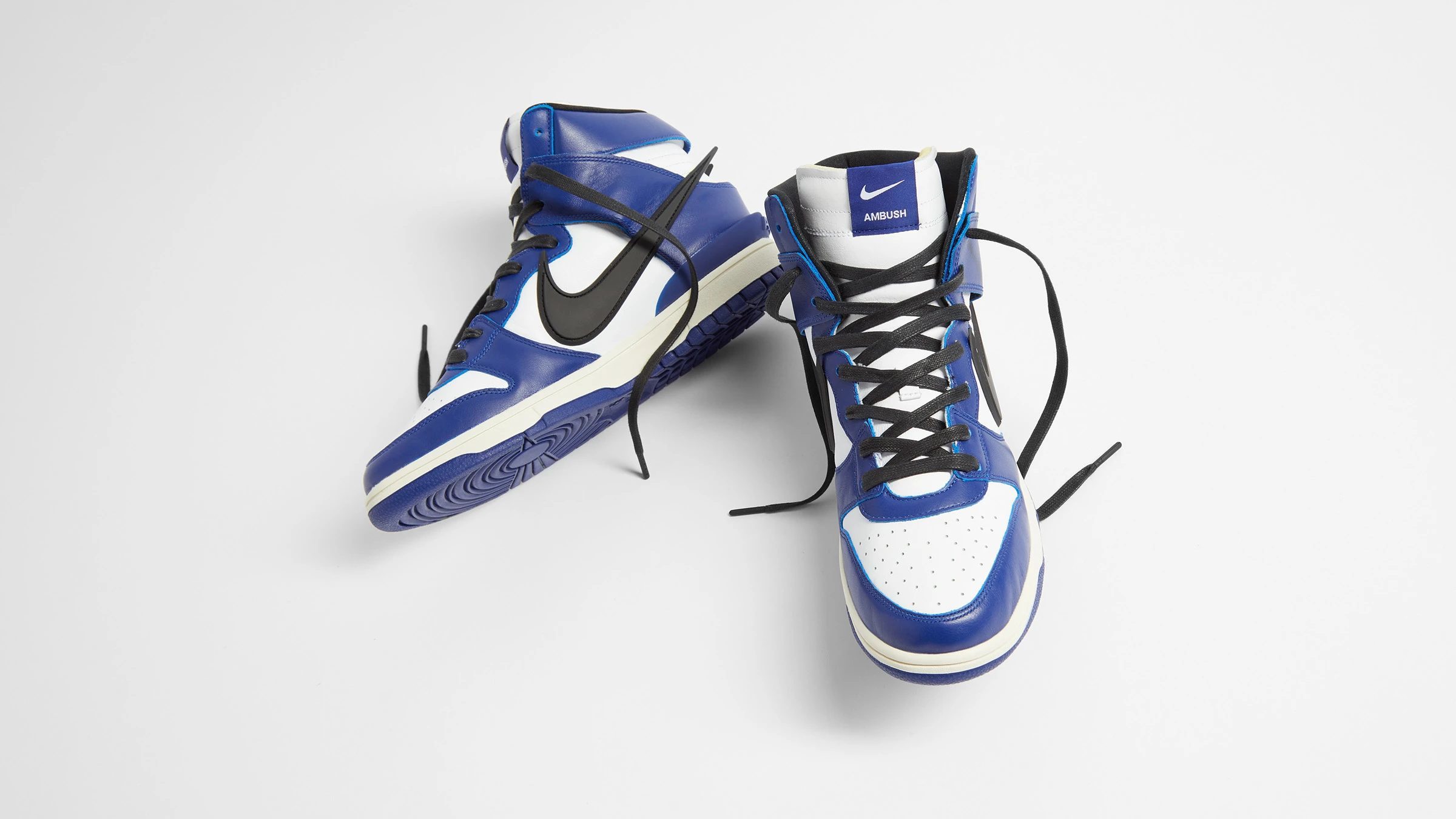 Ambush x Nike Dunk High Deep Royal 藍白