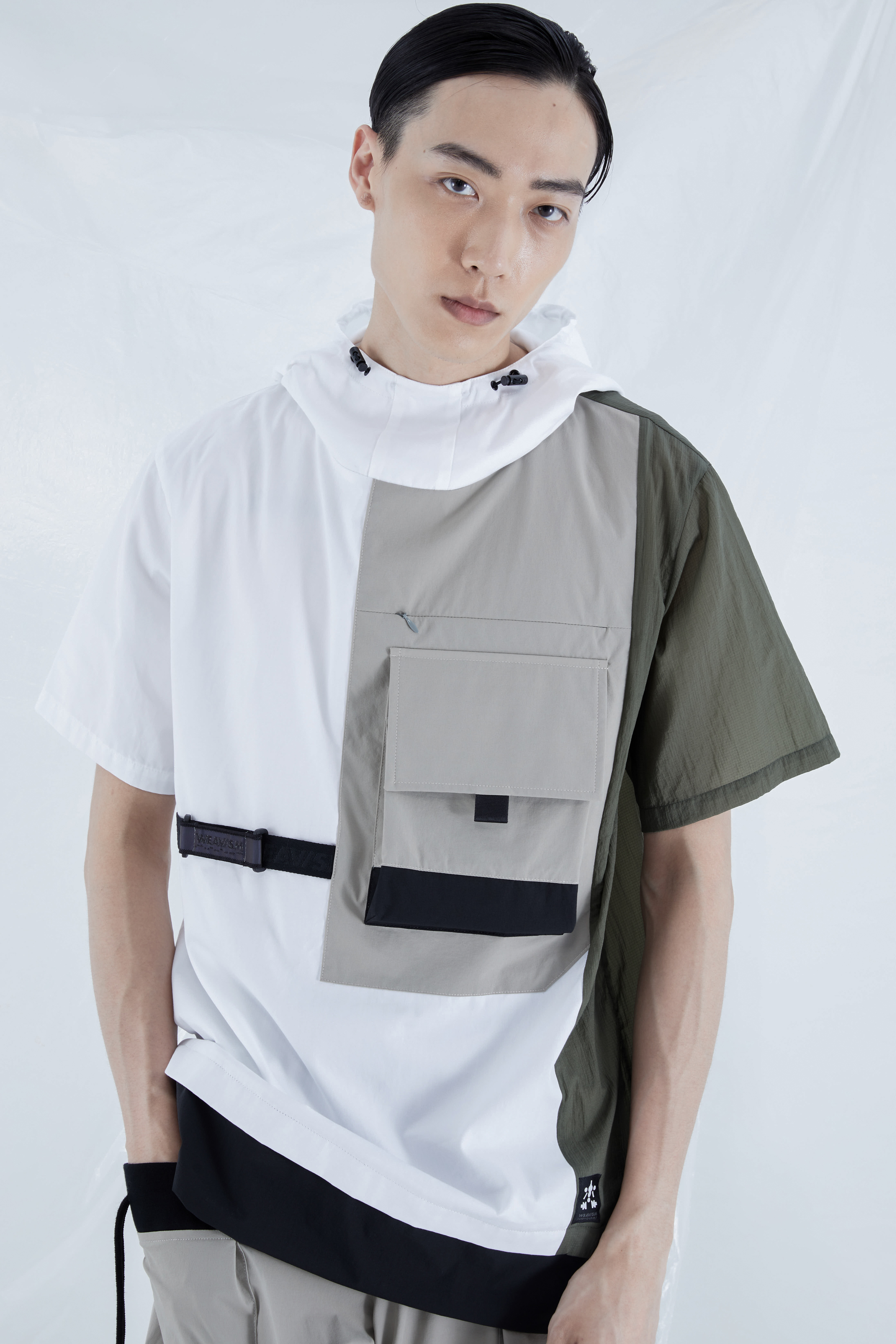 立體口袋連帽上衣 - 白