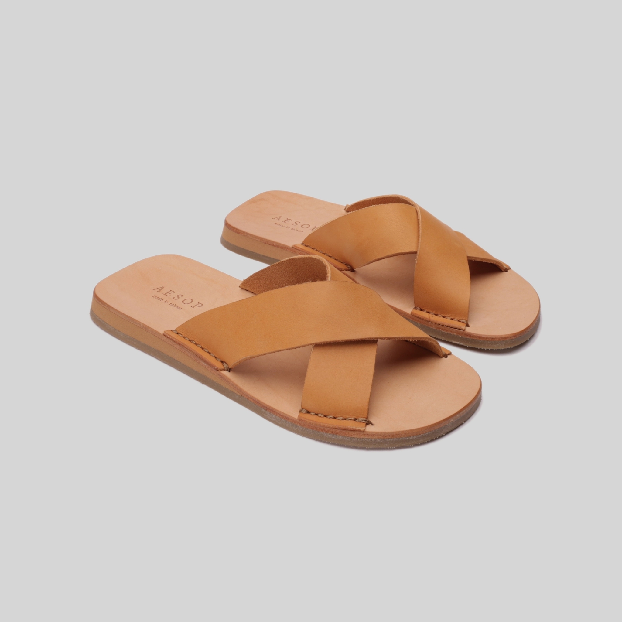 VT38橘棕 Greek X 手縫植鞣革交叉涼拖