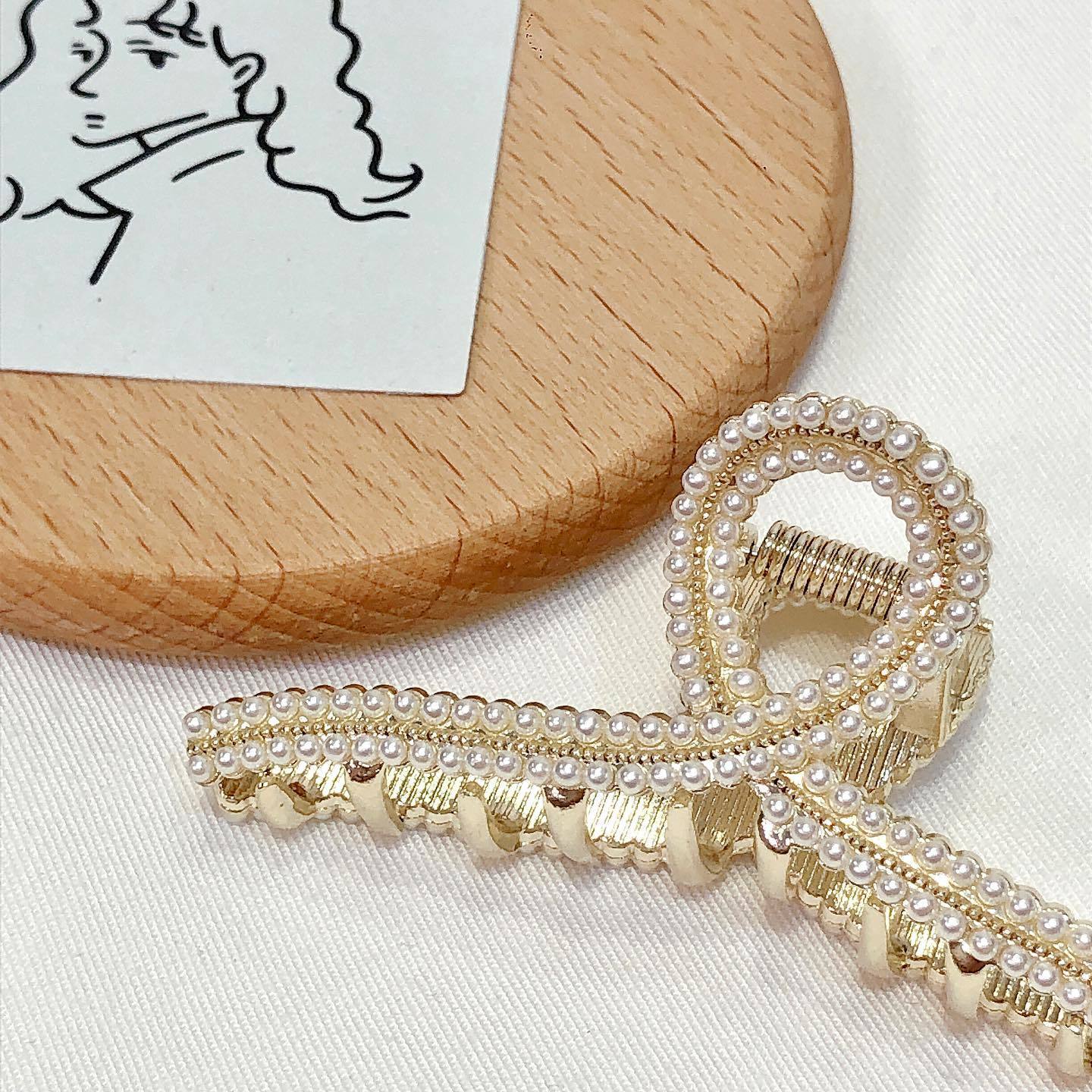 韓國珍珠質感抓夾（中型）