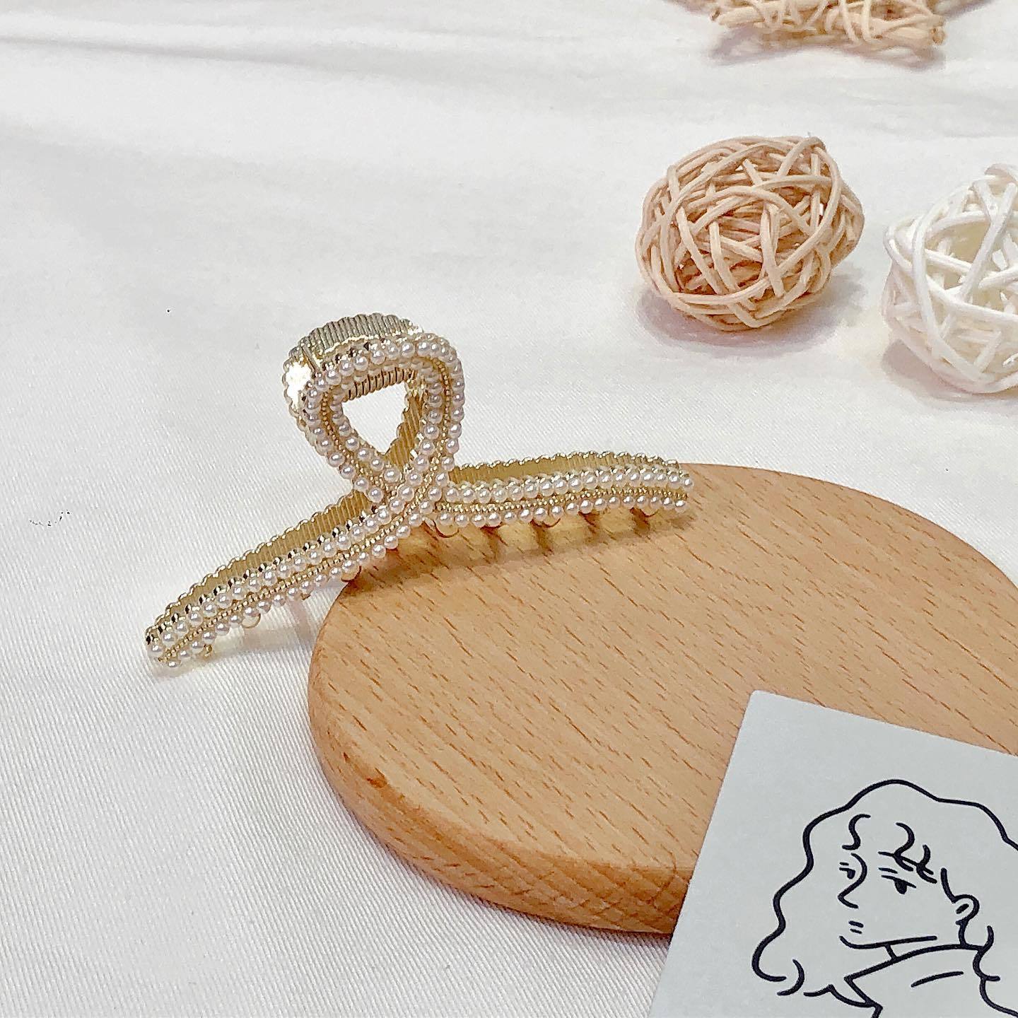 韓國珍珠質感抓夾（中型）