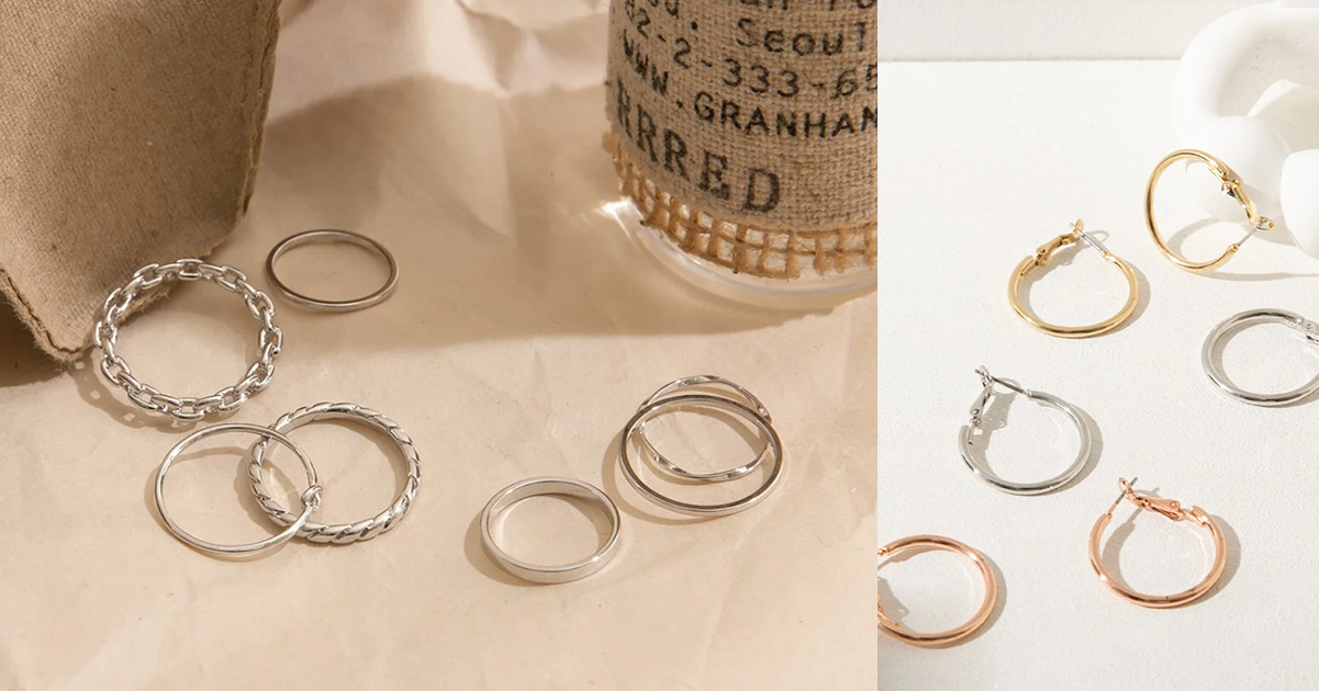 BTS私服中經常出現簡約款圈圈耳飾、素面銀戒，是任何風格都能駕馭的時尚單品。