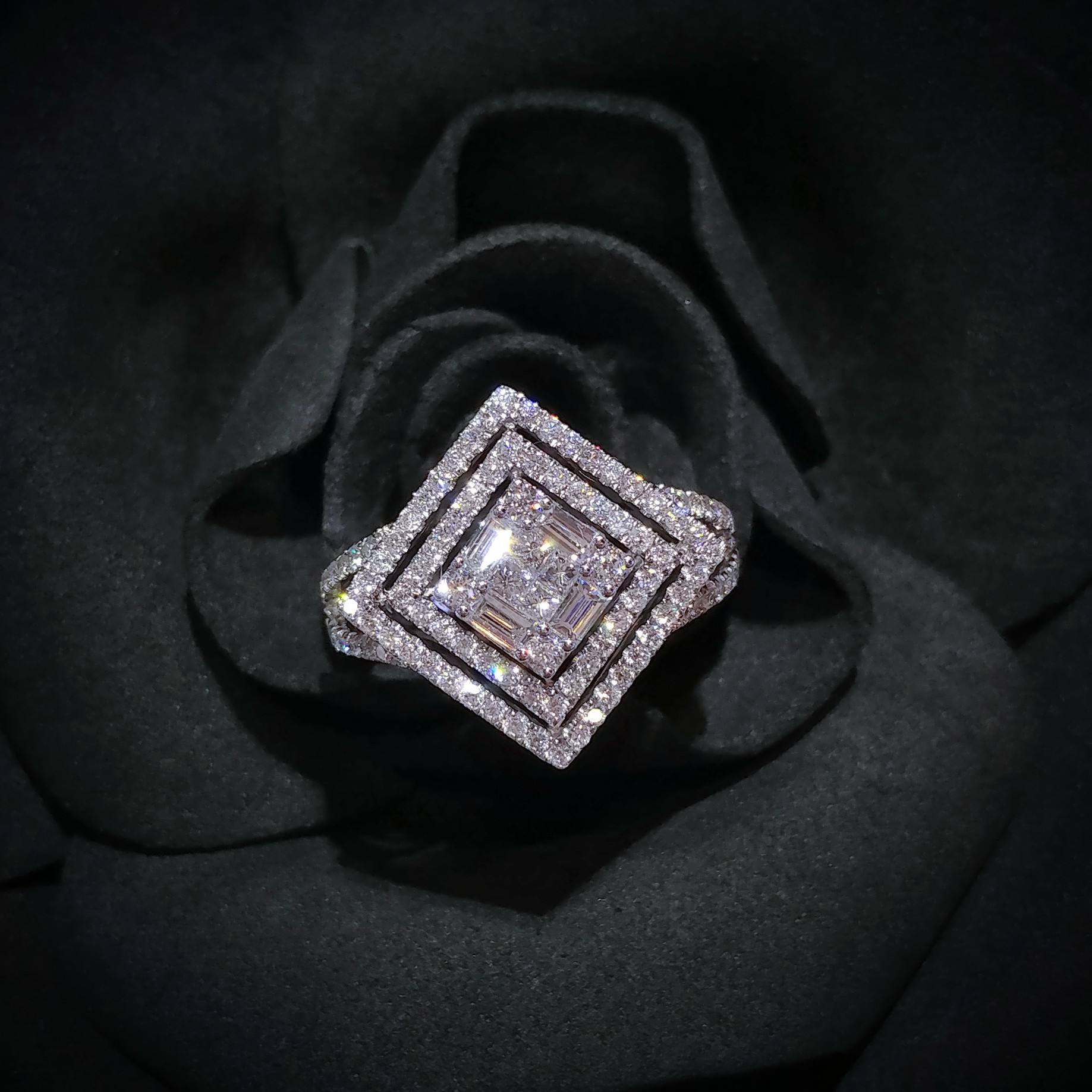 18K White Gold 1.06ct Diamond Ring