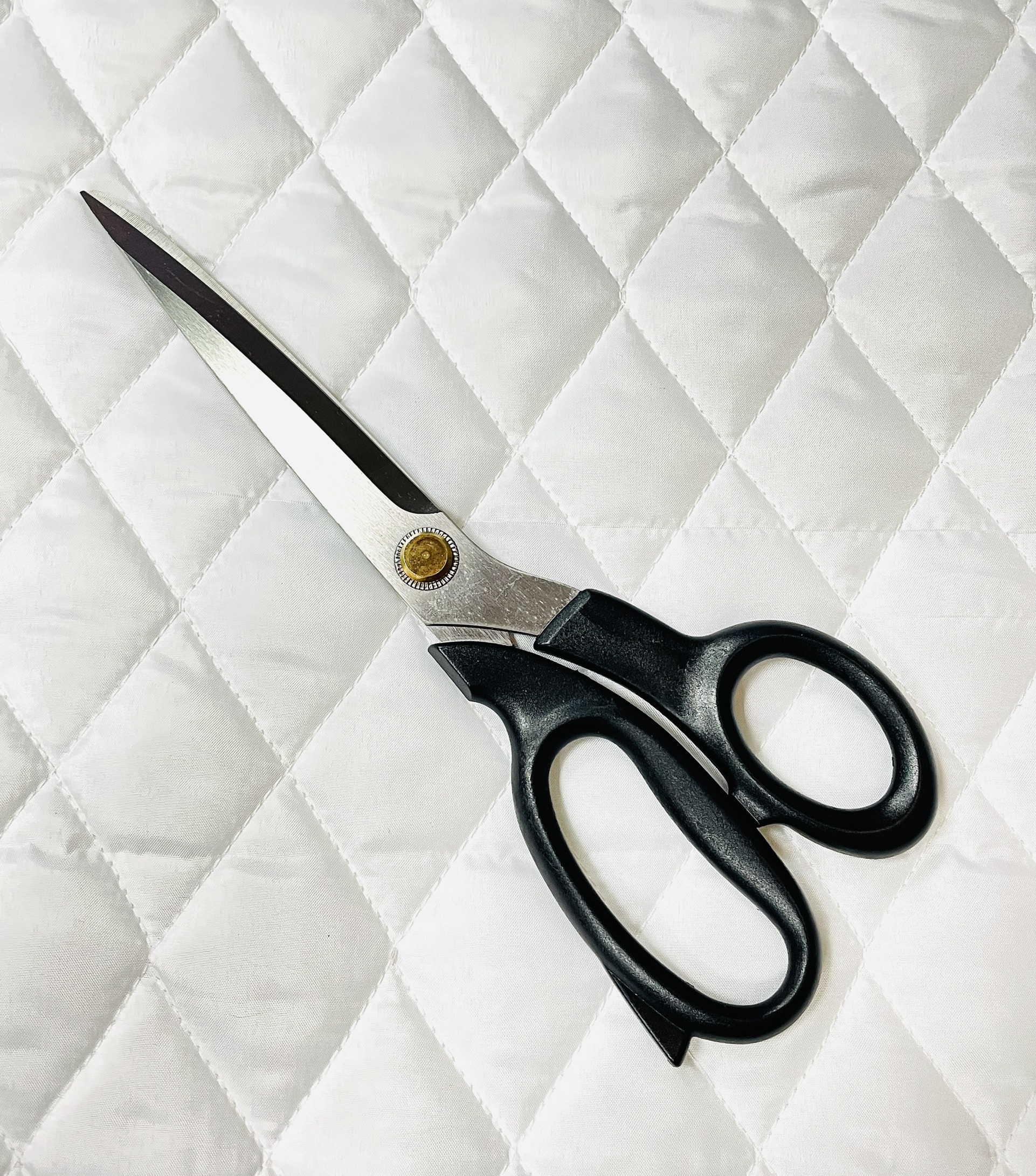 布剪 9 1/2 吋 台灣製