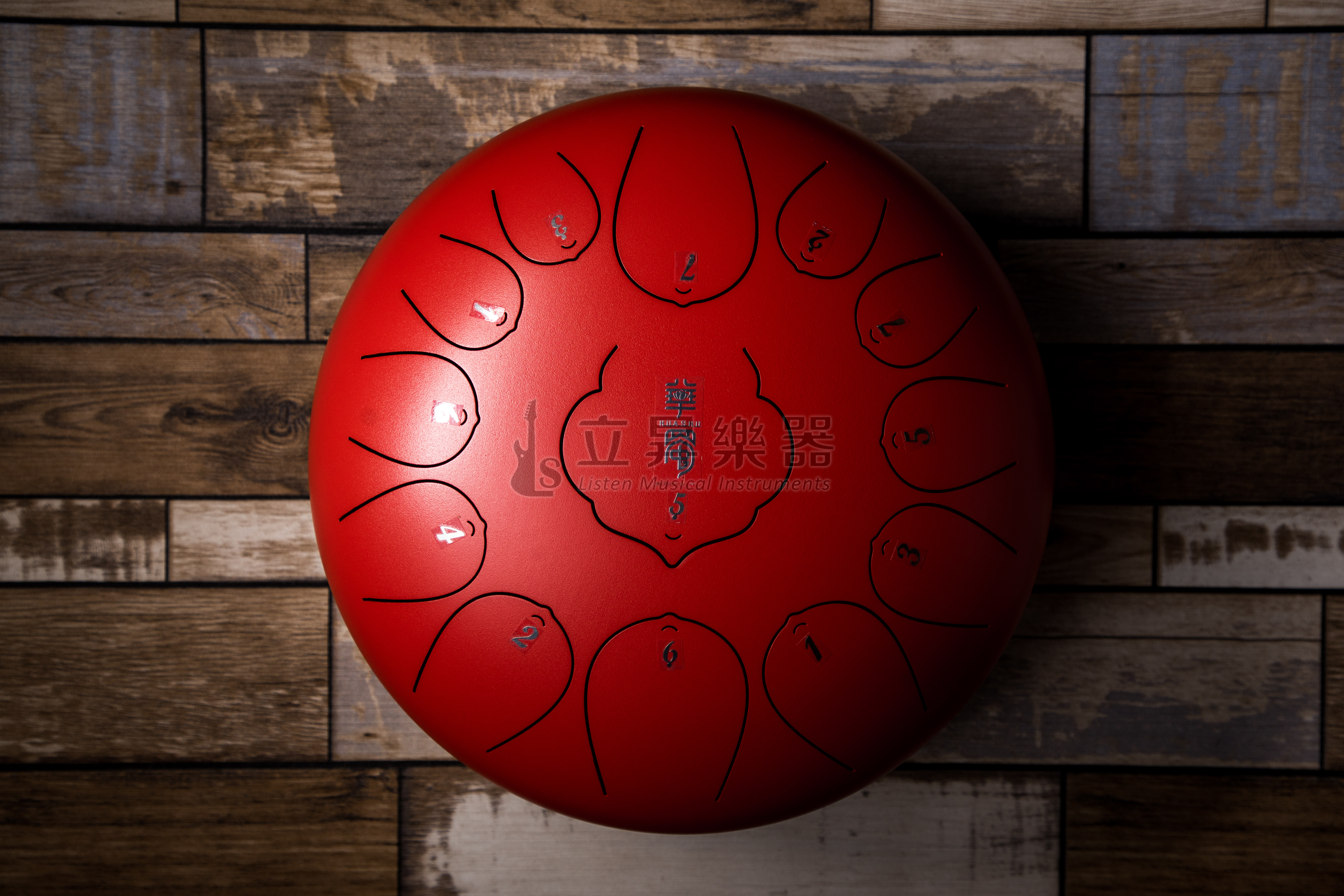 Huashu HUASHU HD1213/HC1213 空靈鼓 華蜀 12吋 13音 墨黑 石綠 硃砂 黑曜 檀栗 湖藍 藏青 薰衣草 鎏金 花銀 鈦白 孔雀石 鋼舌鼓 D系列 碳鋼製 C調 可加購腳架 【附贈厚實背袋、歌曲本及多樣配件】 第 4 張圖片｜三峽配件 / 週邊