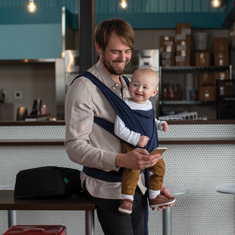 Boppy環抱式透氣嬰兒揹巾