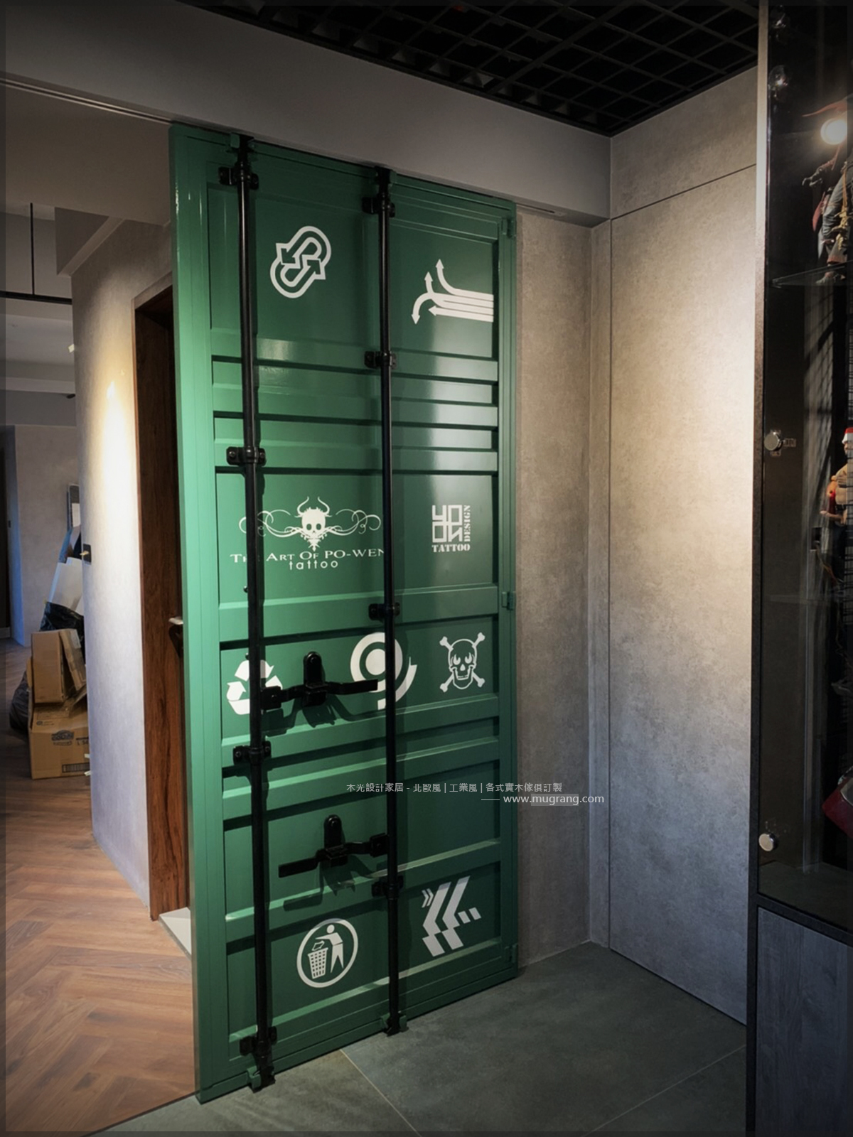 全方位客製化-台灣製造仿真貨櫃門(顏色尺寸皆可訂做)