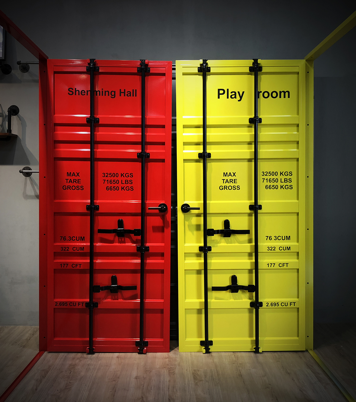 全方位客製化-台灣製造仿真貨櫃門(顏色尺寸皆可訂做)