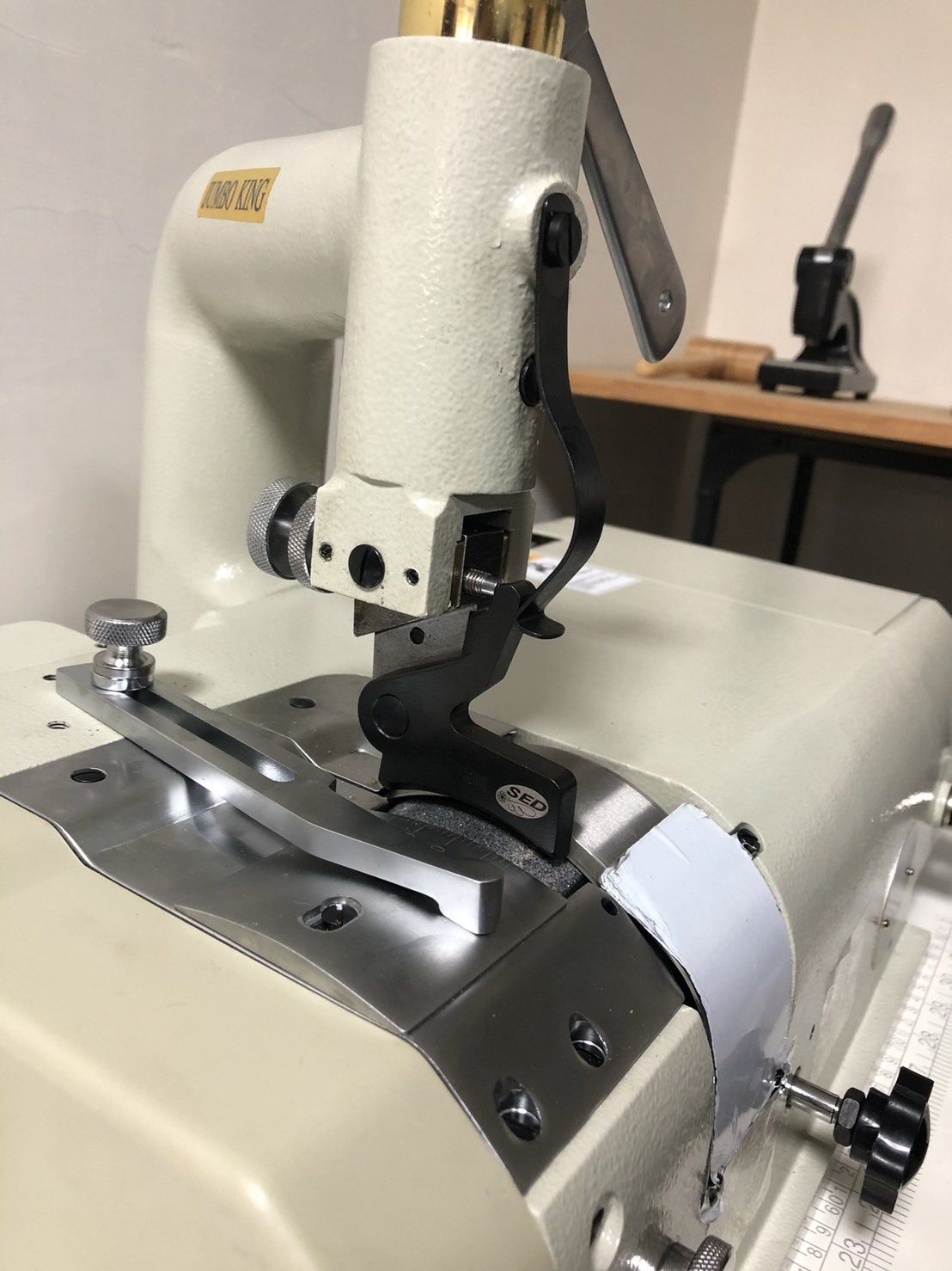 象王牌 WR-801 皮革削皮機