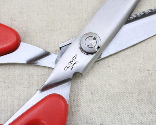 可樂牌 波刃鋸齒剪刀22cm