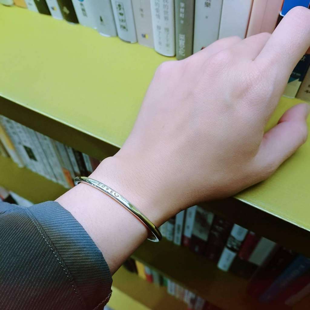 純銀手環$2490