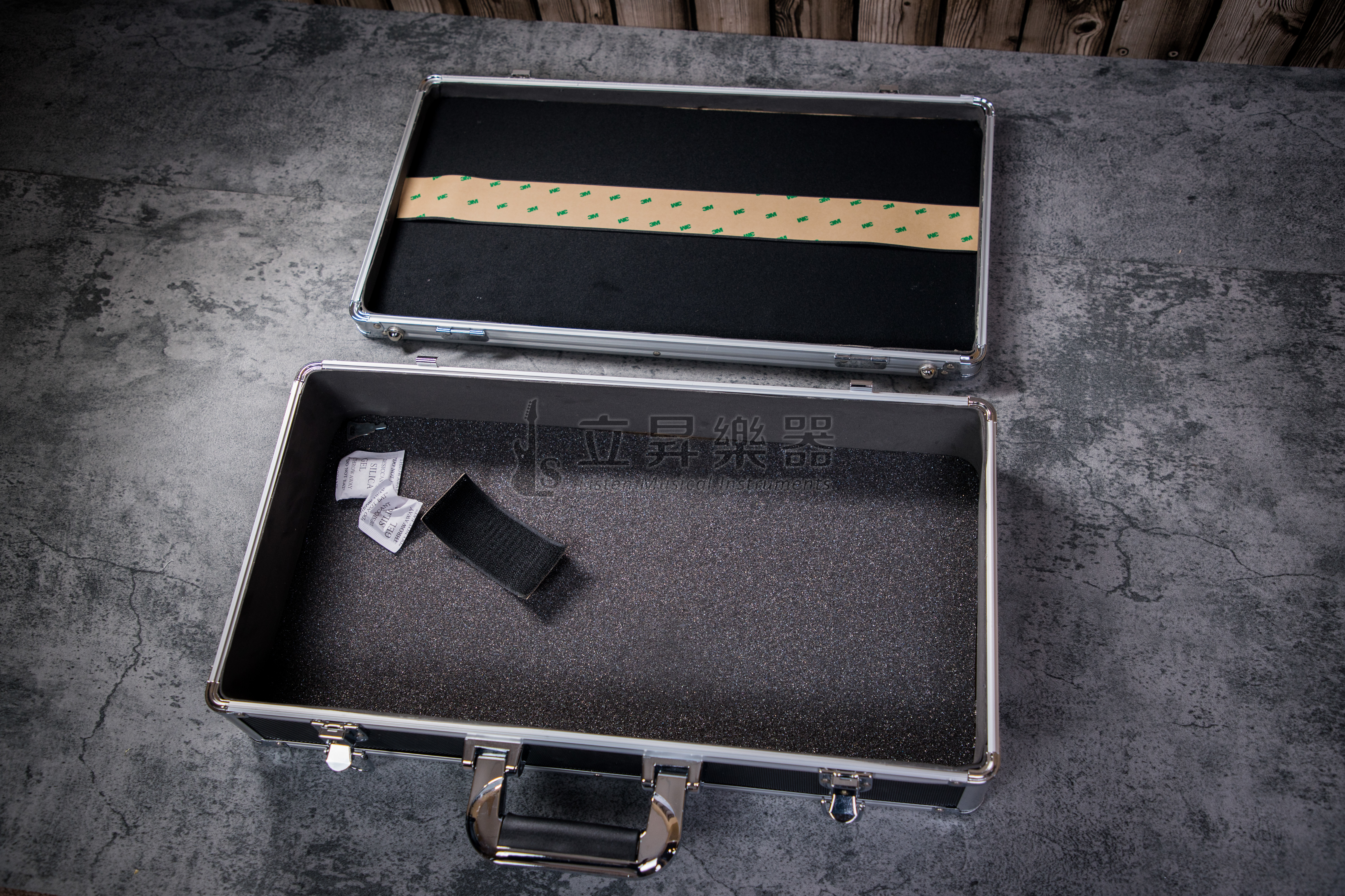 效果器盒-Adonis GBA-F2、F3、F4 效果器箱 效果器case 硬盒 三種尺寸 內附魔鬼氈一條 第 5 張圖片｜三峽效果器