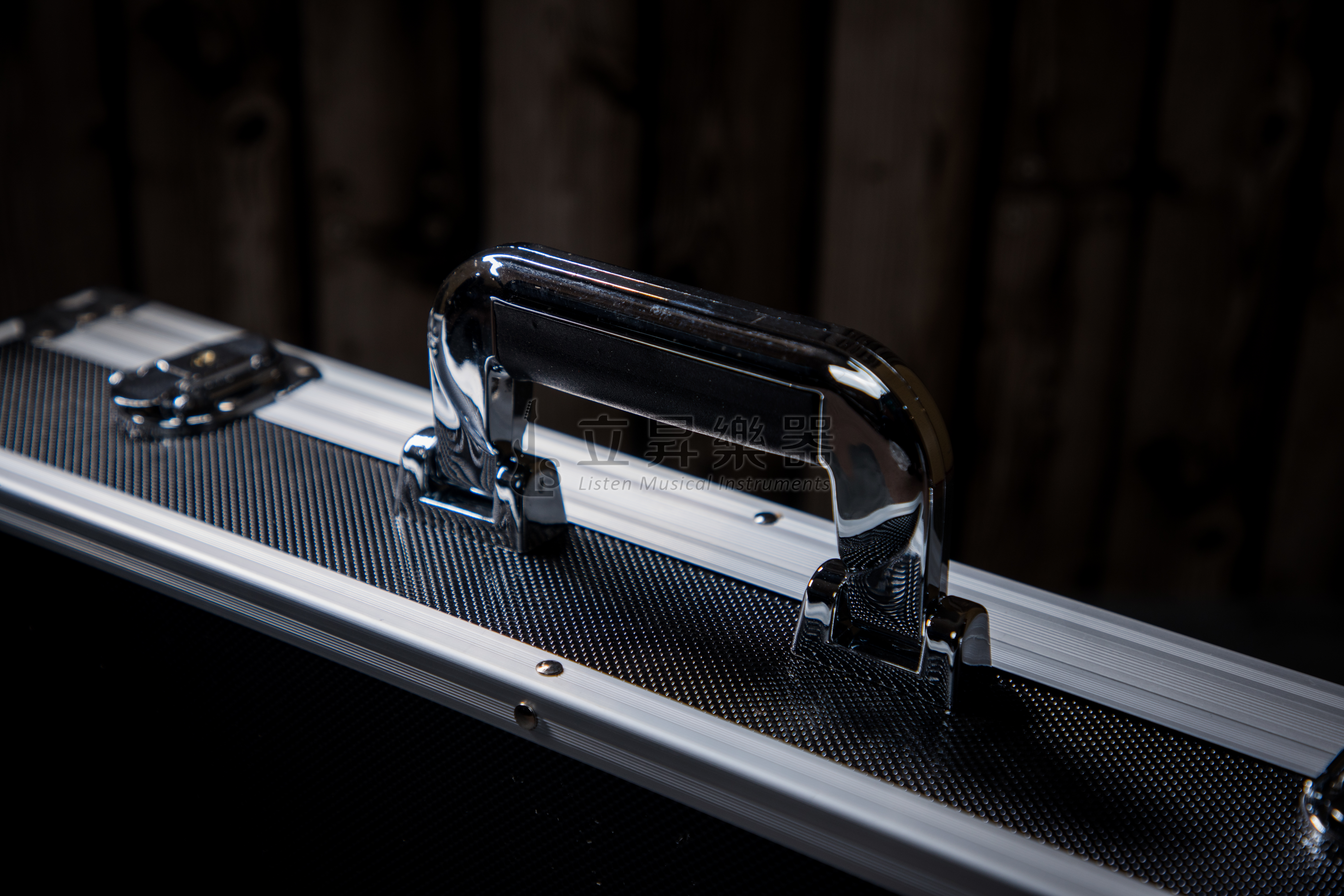 效果器盒-Adonis GBA-F2、F3、F4 效果器箱 效果器case 硬盒 三種尺寸 內附魔鬼氈一條 第 4 張圖片｜三峽效果器