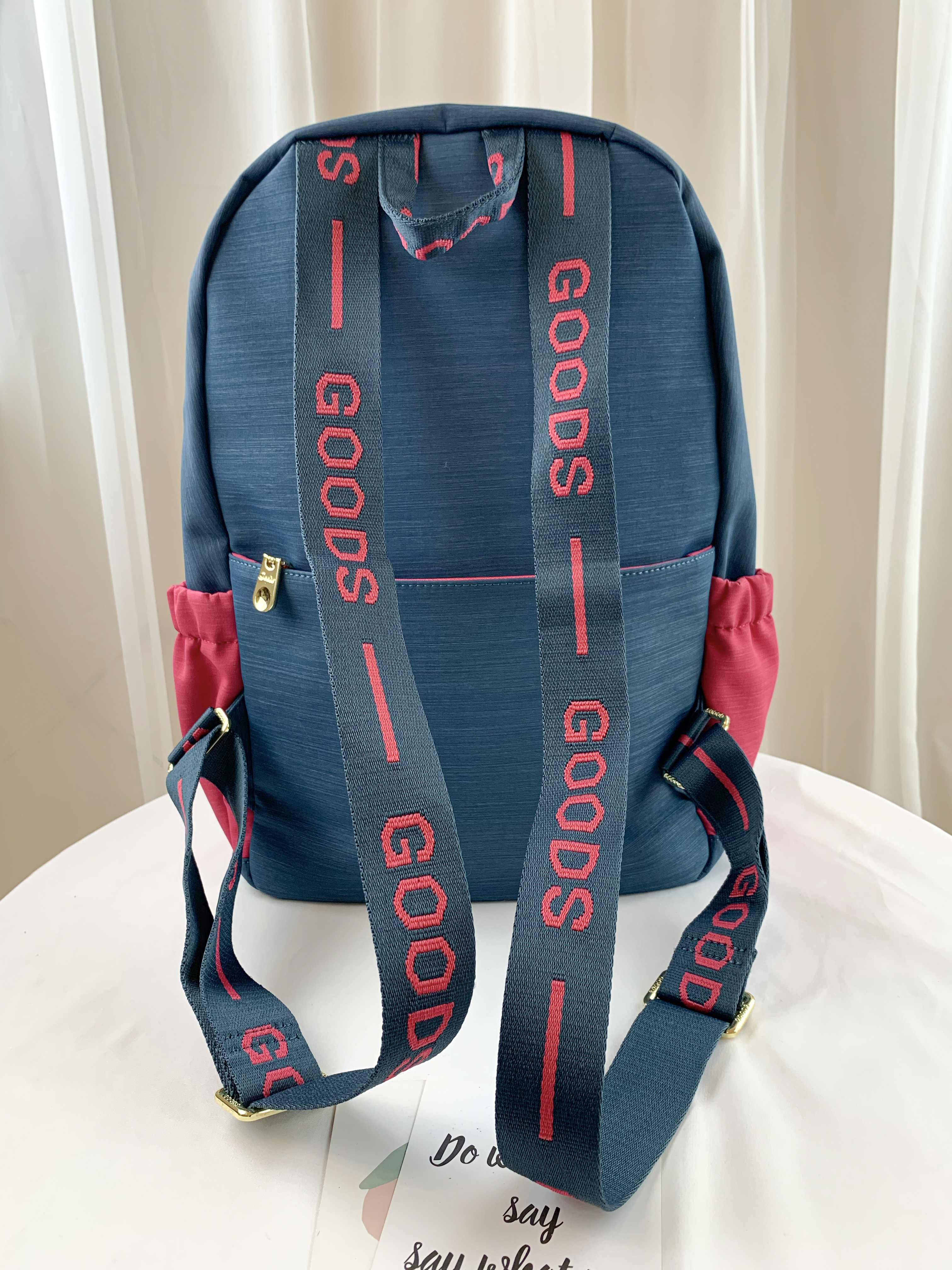 GOODS 綠桃拼色 防潑水運動風後背包 附酒精套+酒精瓶 #2627