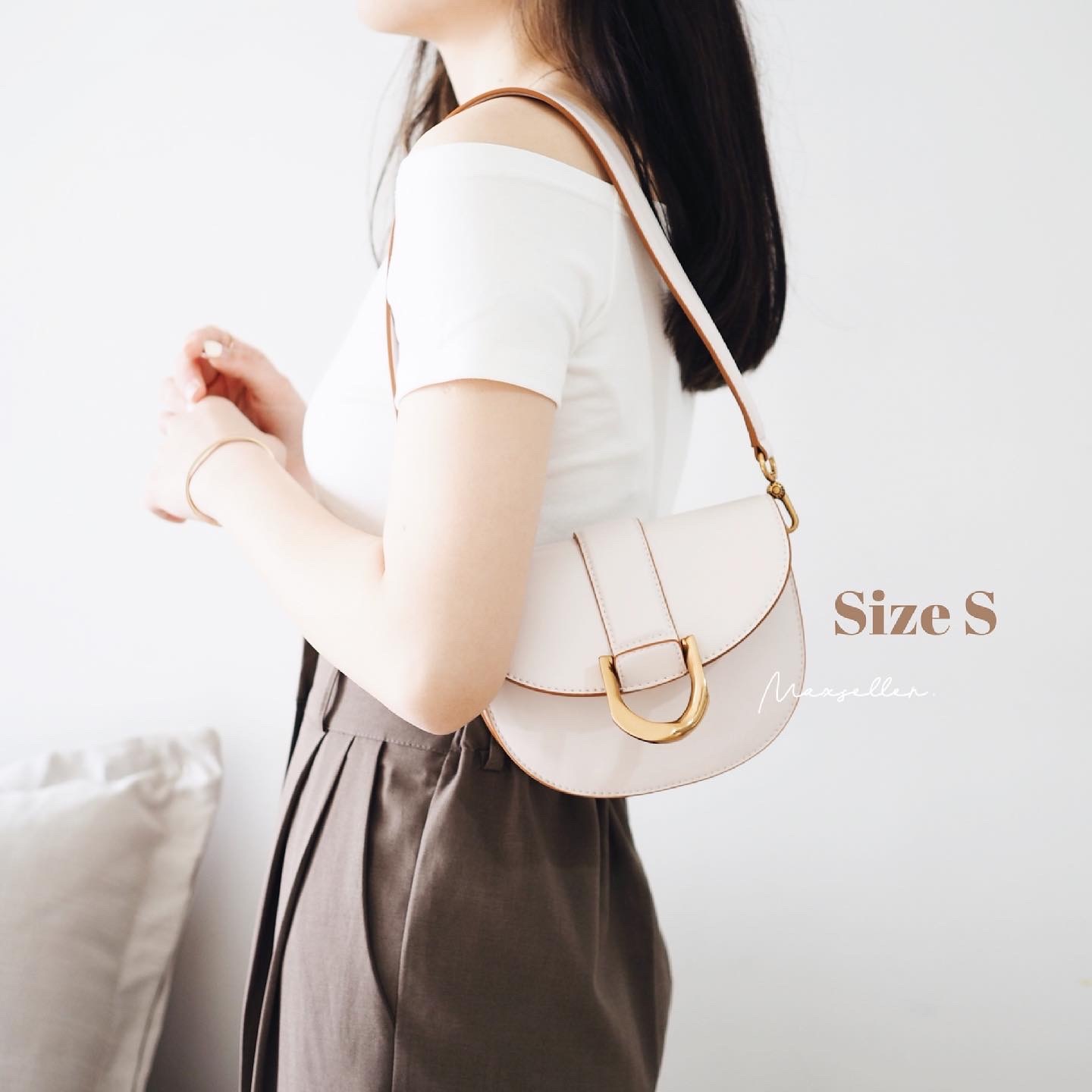 現貨｜牛奶粉色｜CHARLES & KEITH Saddle Mini Gabine Bag 馬鞍袋（小 - Size S）
