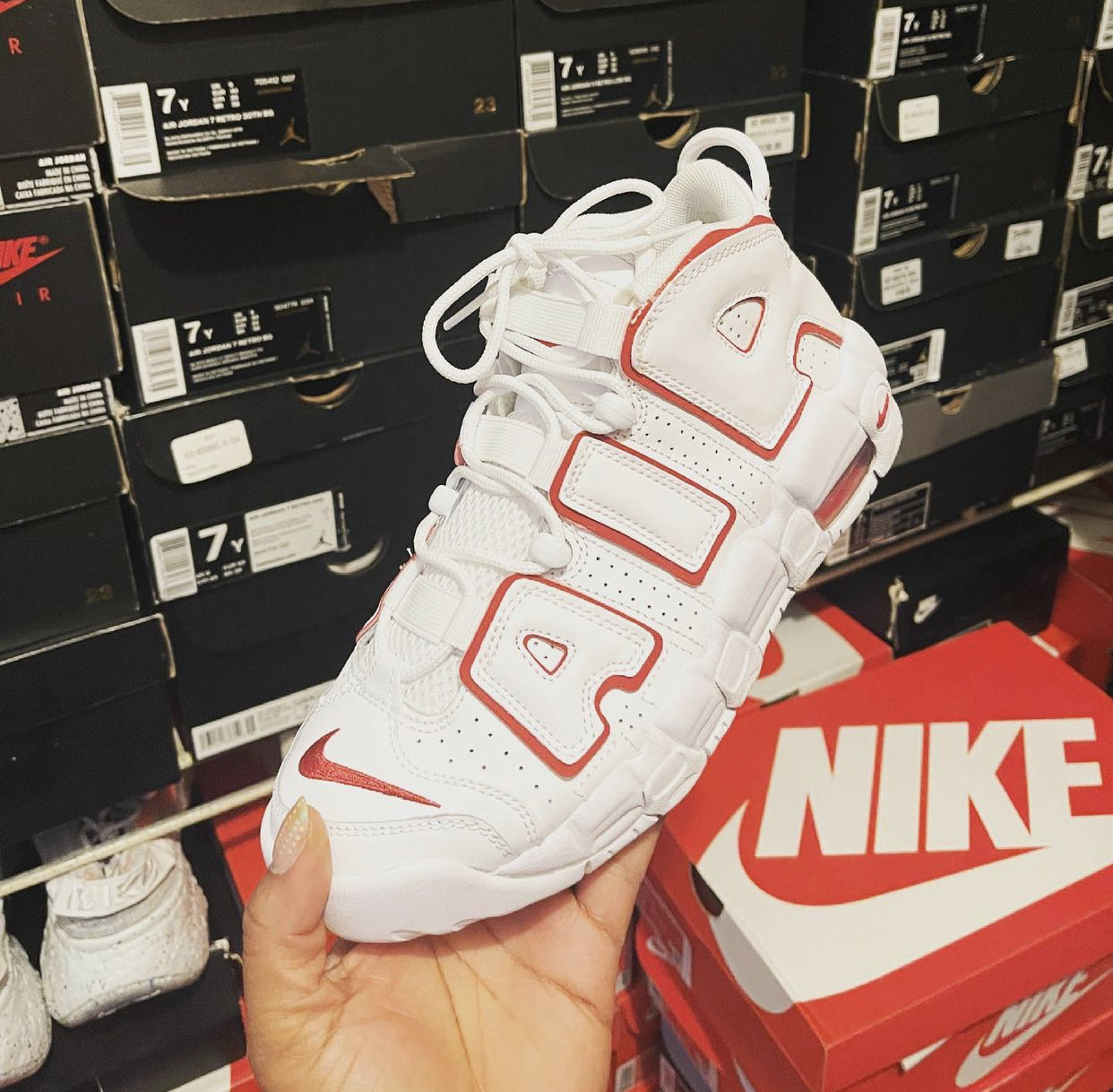 NIKE AIR MORE UPTEMPO GS