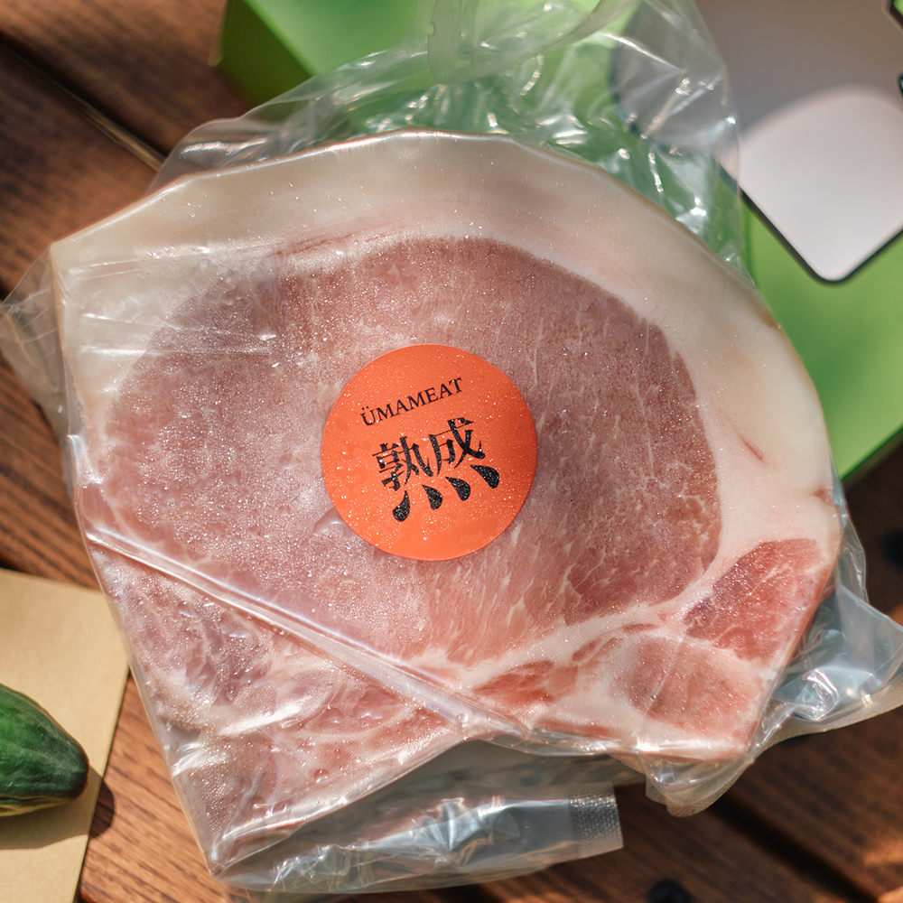 Ümameat【M240熟成工藝】放牧黑豬_帶骨極厚片白土司豬排