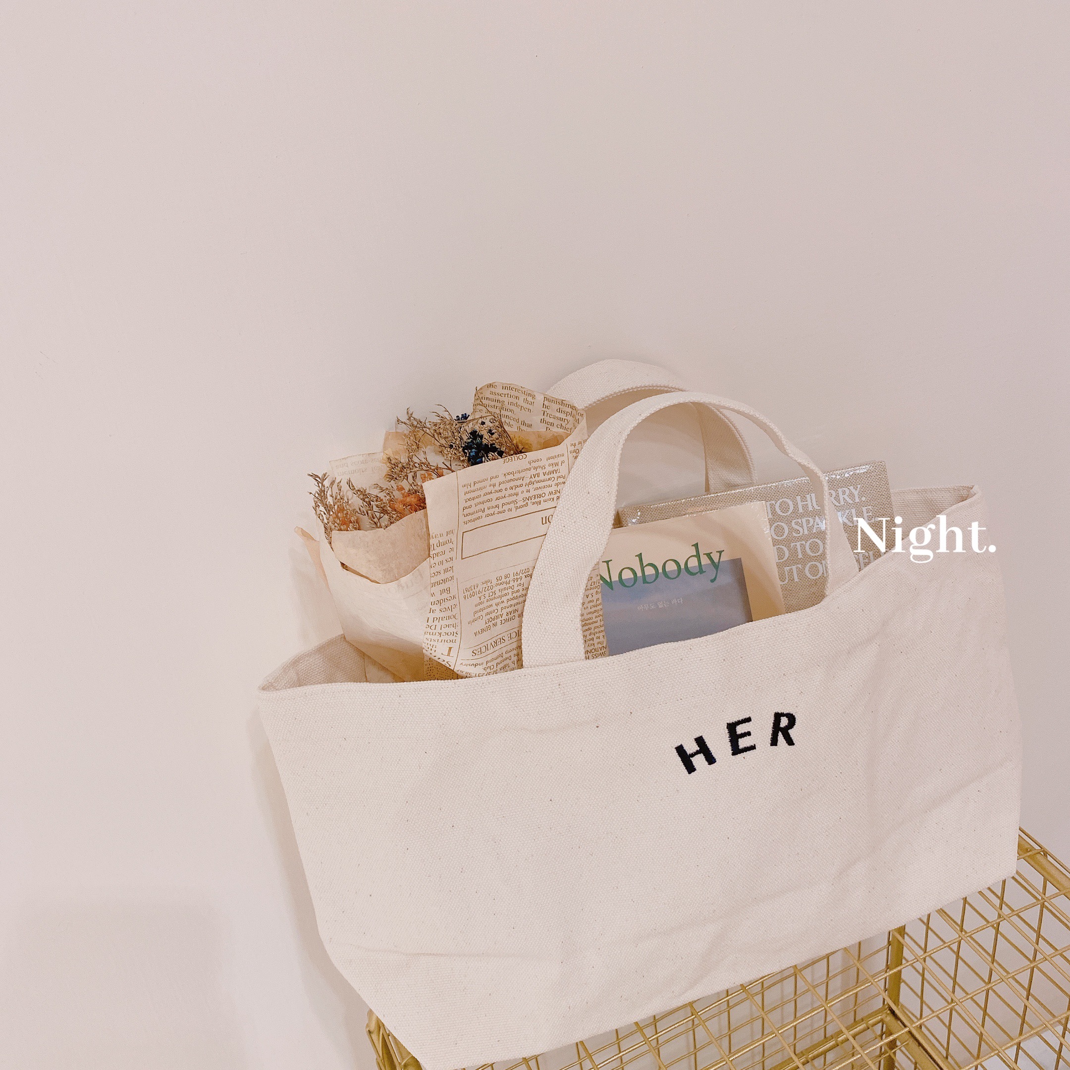 私心款設計櫃最美英字帆布提包