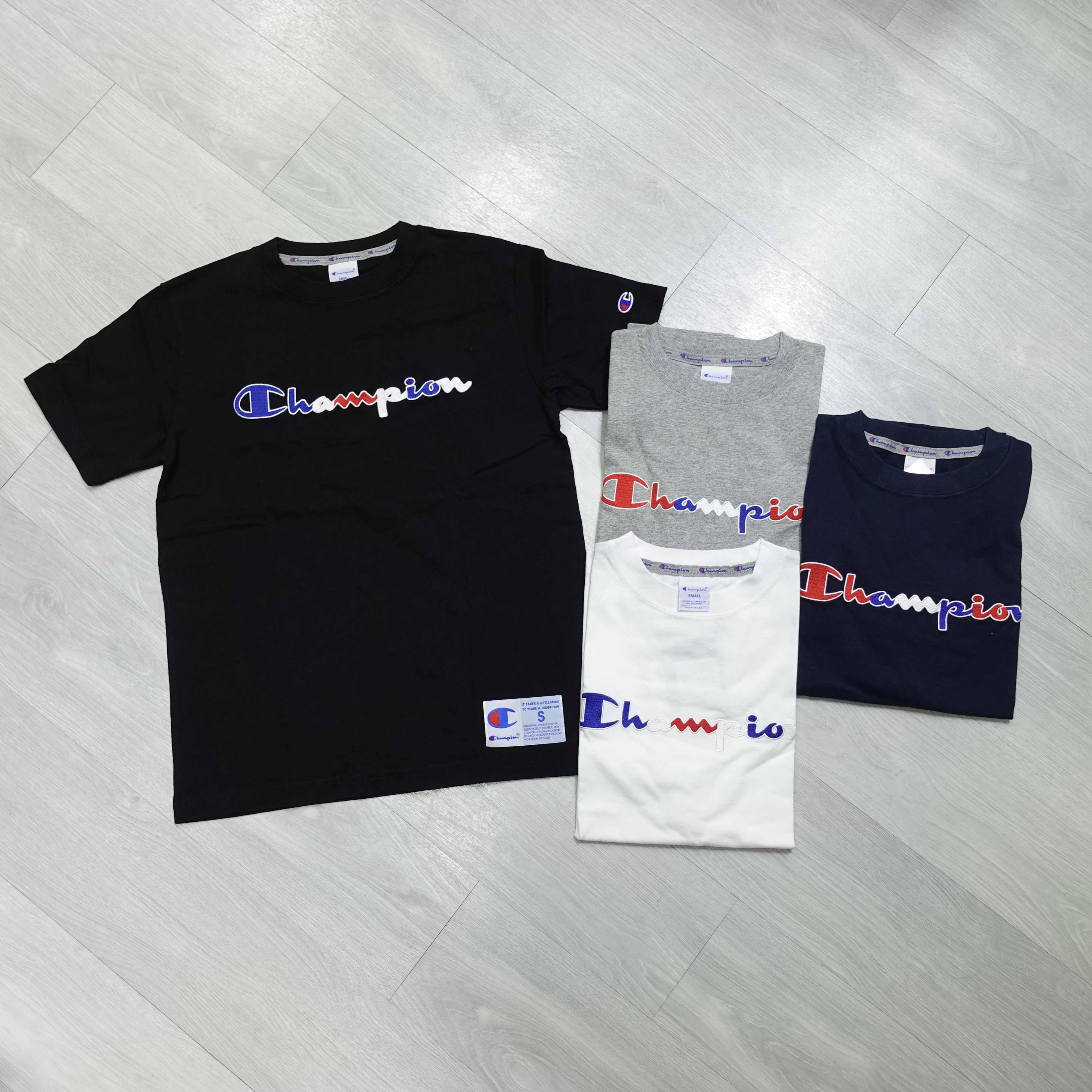 日版Champion Color刺繡Tee C3-R305