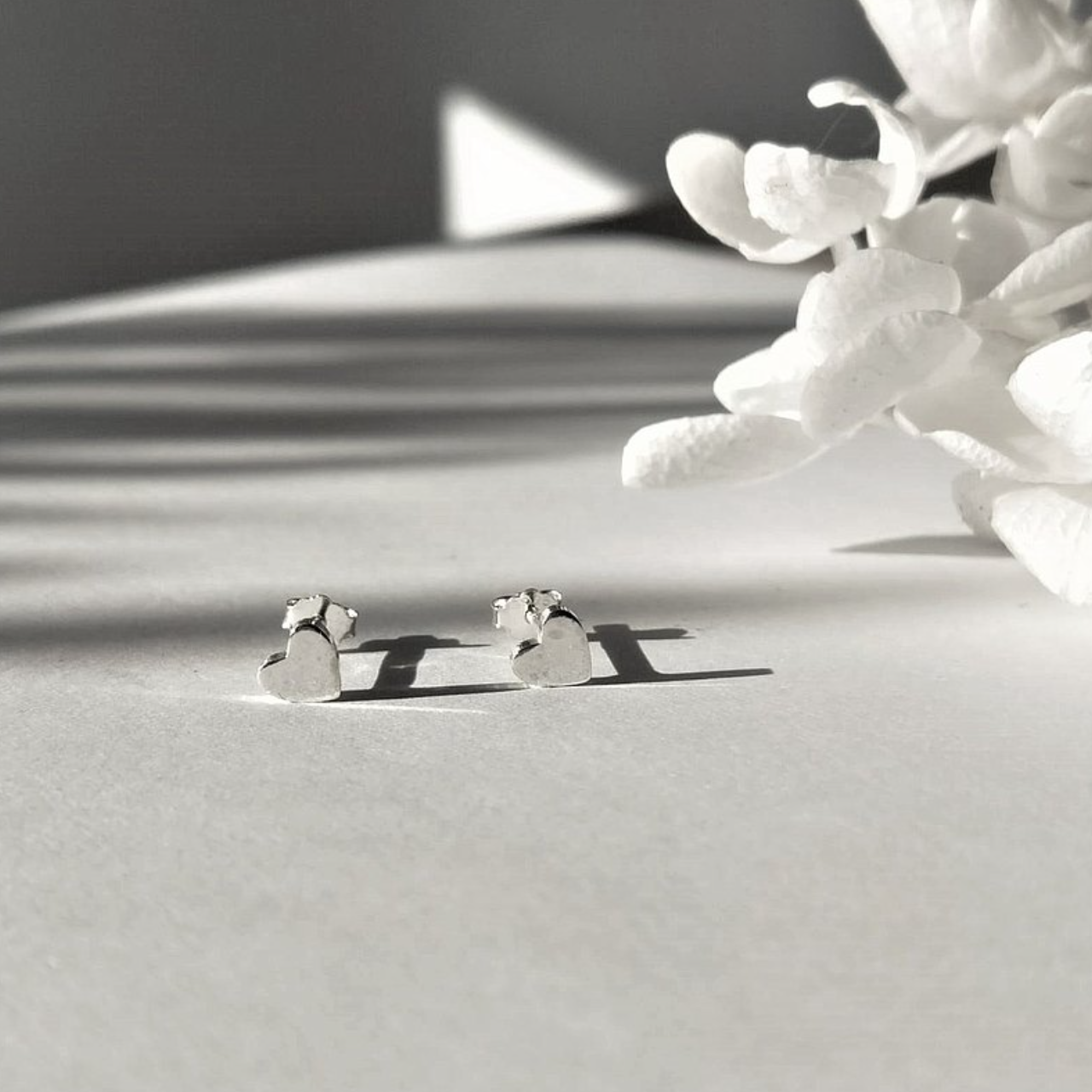 |永恆|愛心耳針 • 925silver • 純銀耳針 • 耳夾