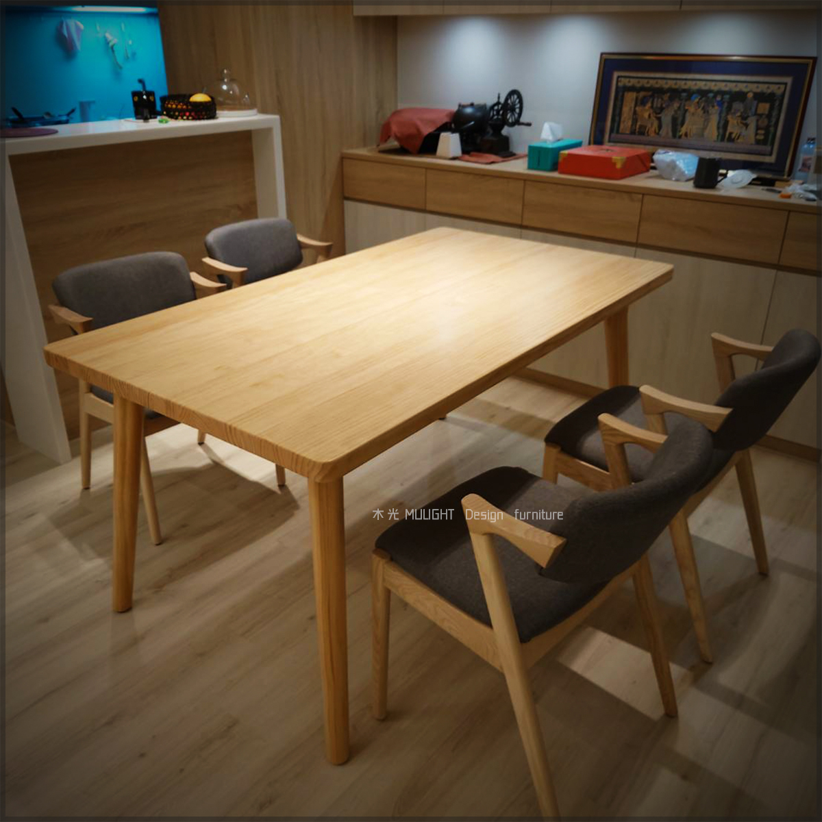 經典梣木宮崎布面椅(反拍椅)