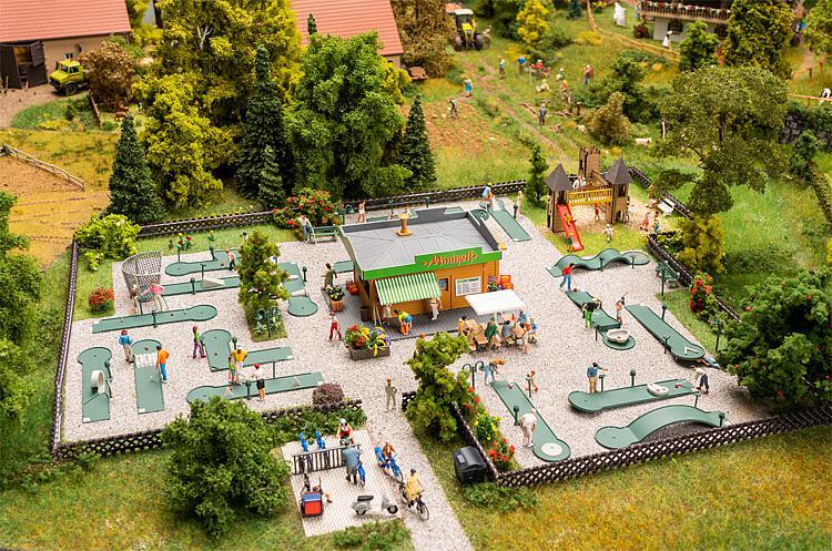 Faller 191753 HO scale, Miniature golf course