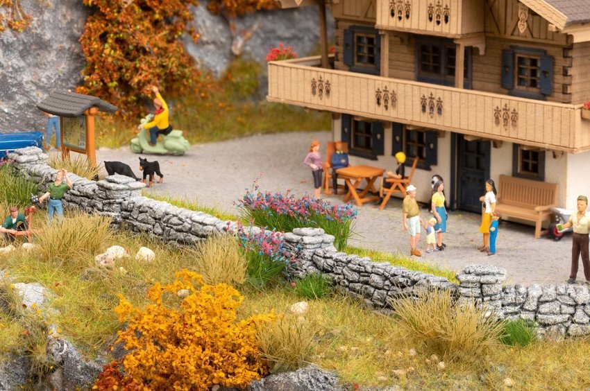 Noch 58280 HO Granite Walls