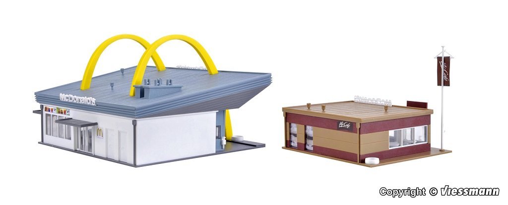 Vollmer 43635 HO scale, McDonald`s fast food restaurant with McCafé