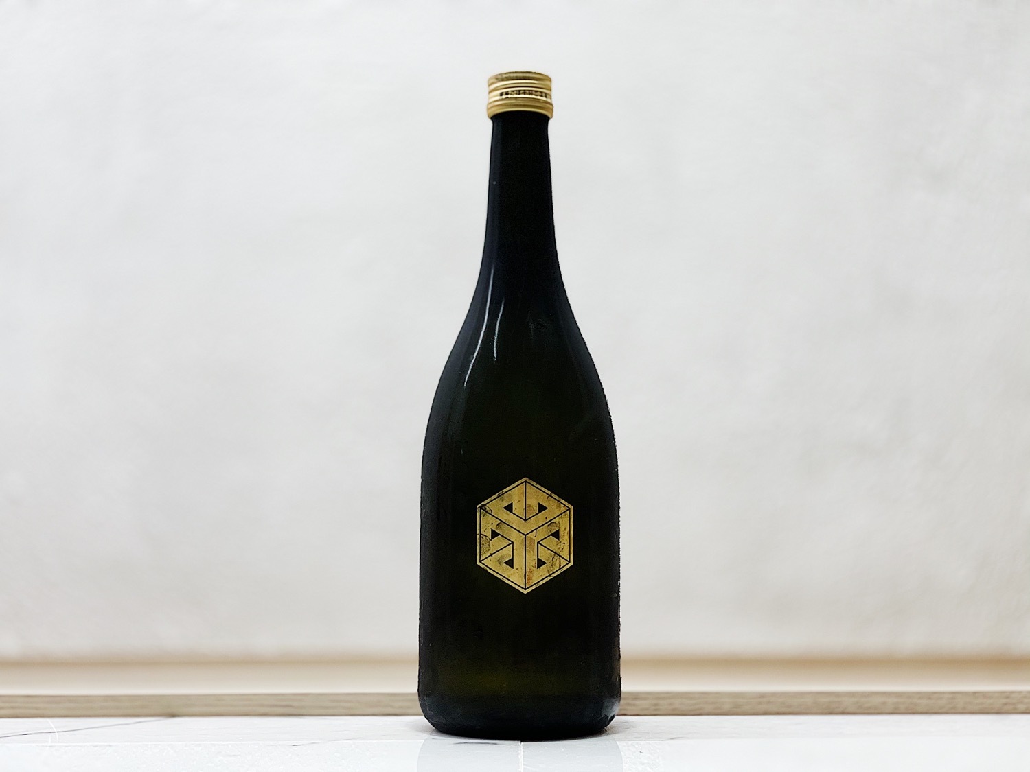楯野川 無我 Black Bottle 純米大吟釀