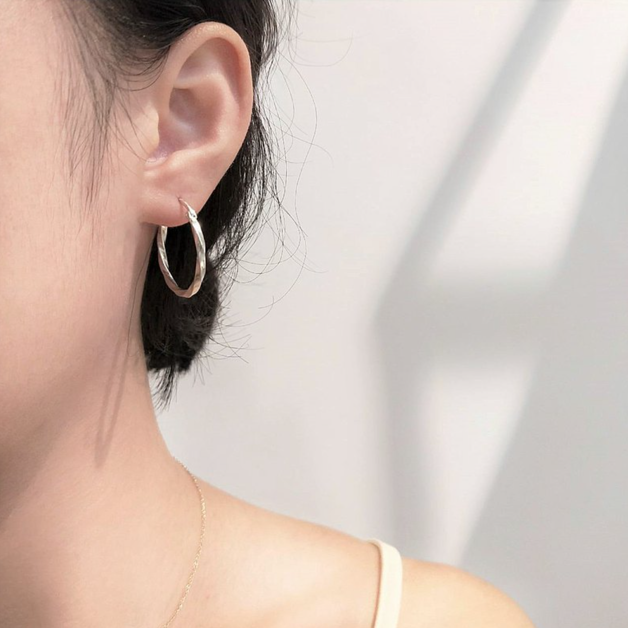 │簡約│扭轉圈圈 • 耳針 • 純銀耳飾