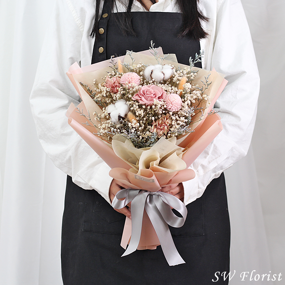 |自然網美風格-求婚乾燥花束-永生玫瑰-草莓牛奶色-大型|