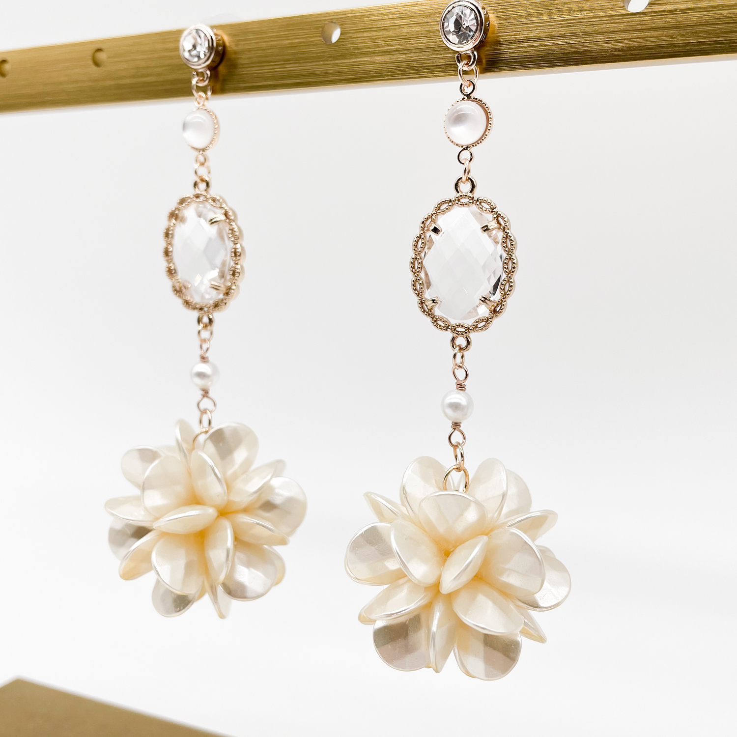 925 Vintage Crystal Flower Earrings (Light Gold)