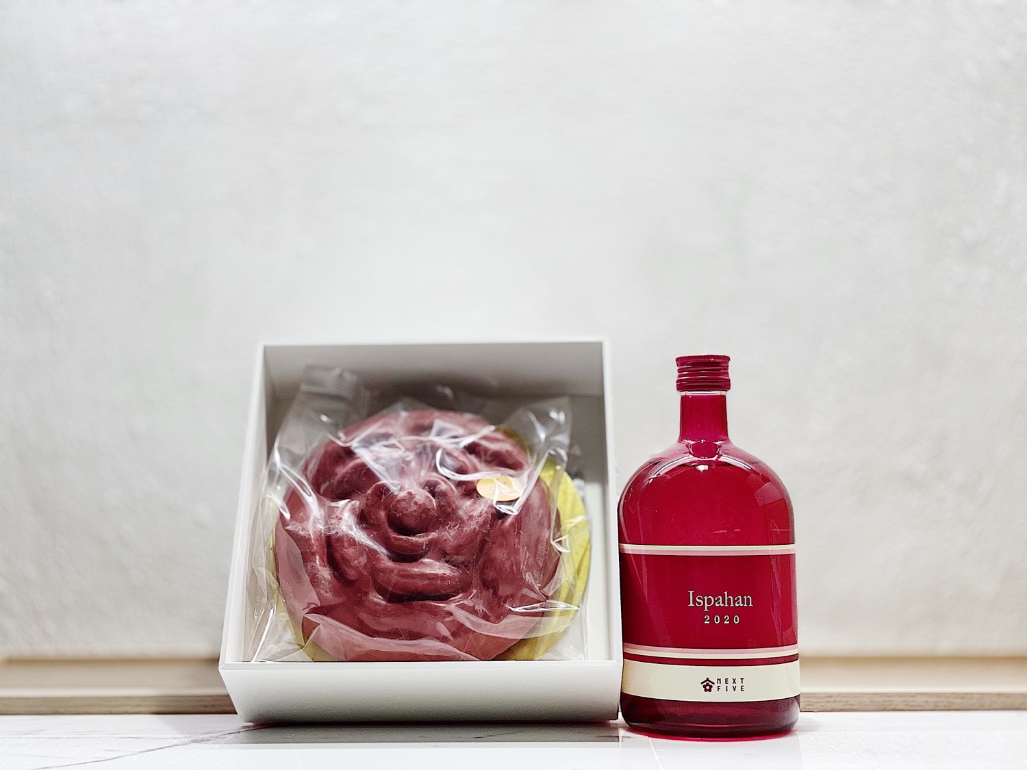 NEXT 5 × PIERRE HERME Ispahan