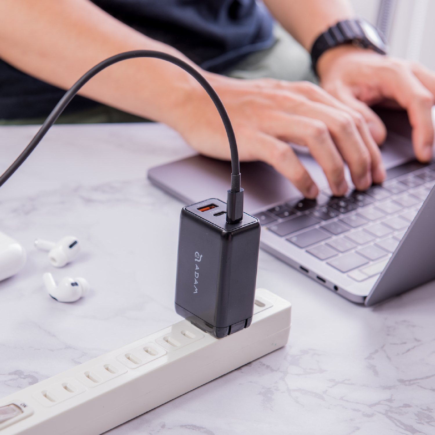 OMNIA F6 65W Super Charging Kit-UK Plug