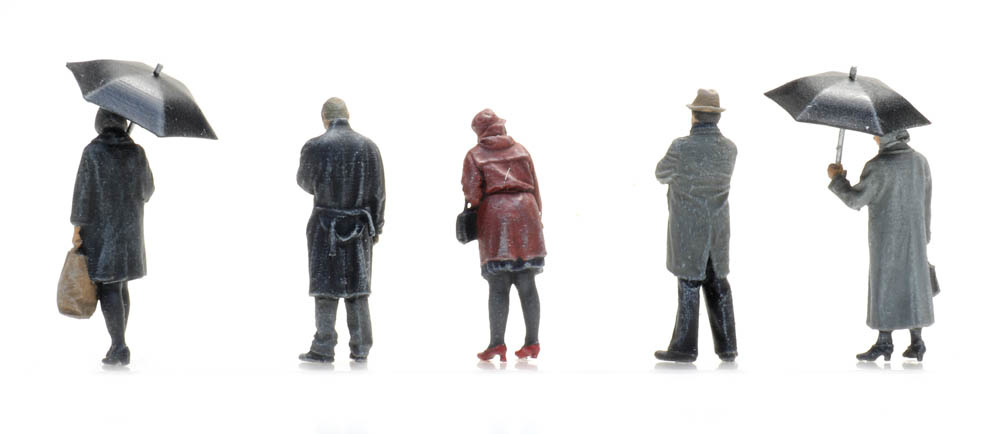 Artitec 5870003 HO規 Passenger in rain 雨中等車的乘客