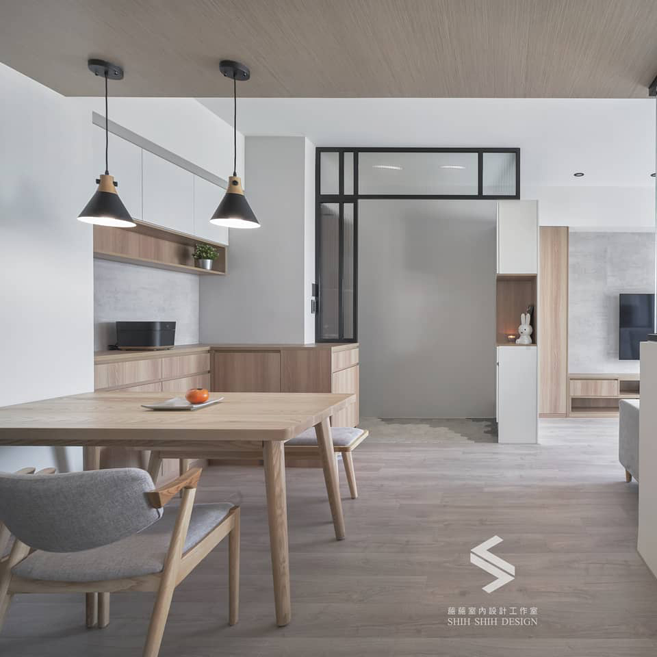 Finn北歐梣木全實木餐桌(可訂製)