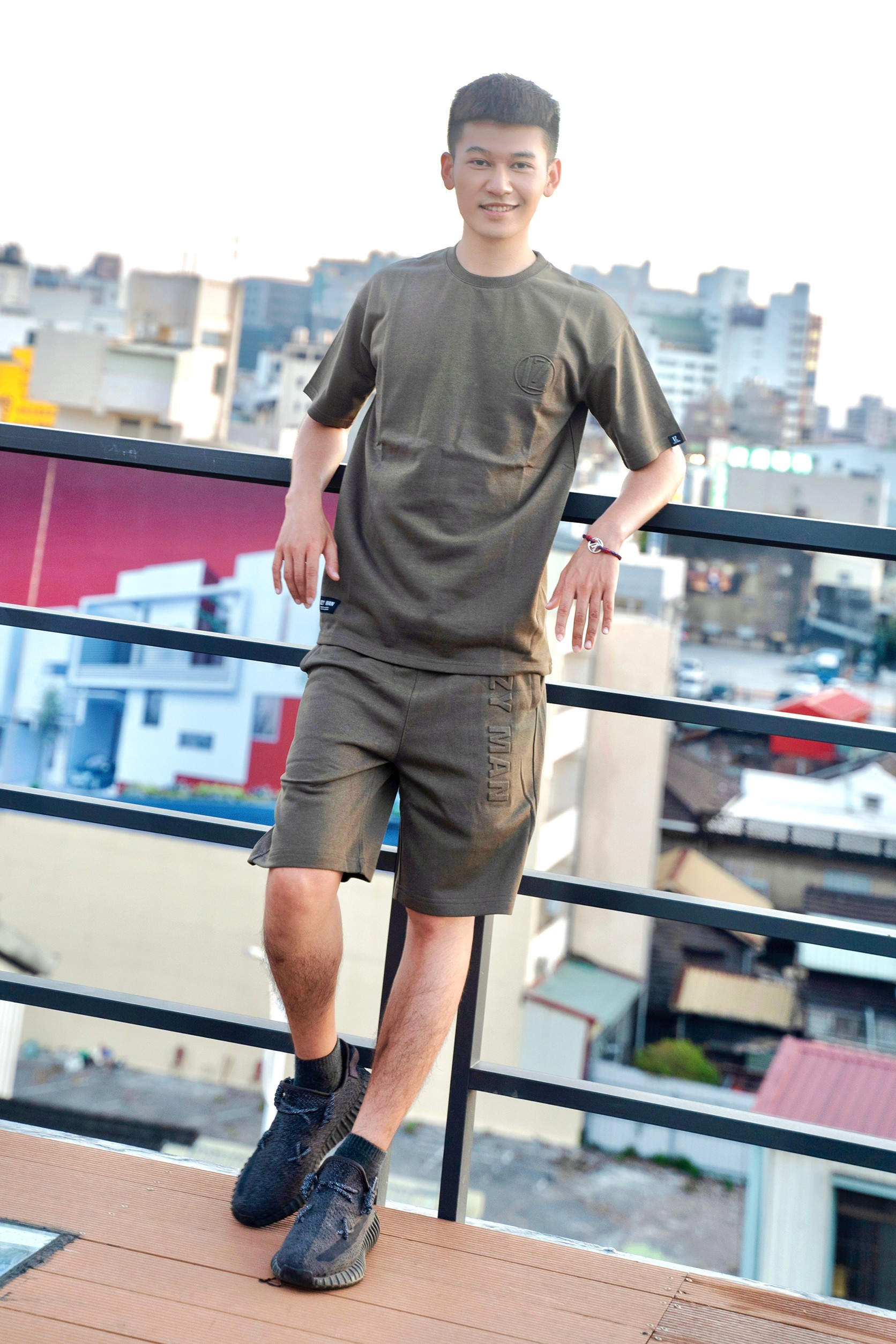 Lazy Man 休閒落肩鋼印套裝