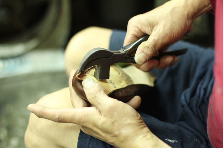 台灣師傅工藝的呈現-台灣製造皮鞋