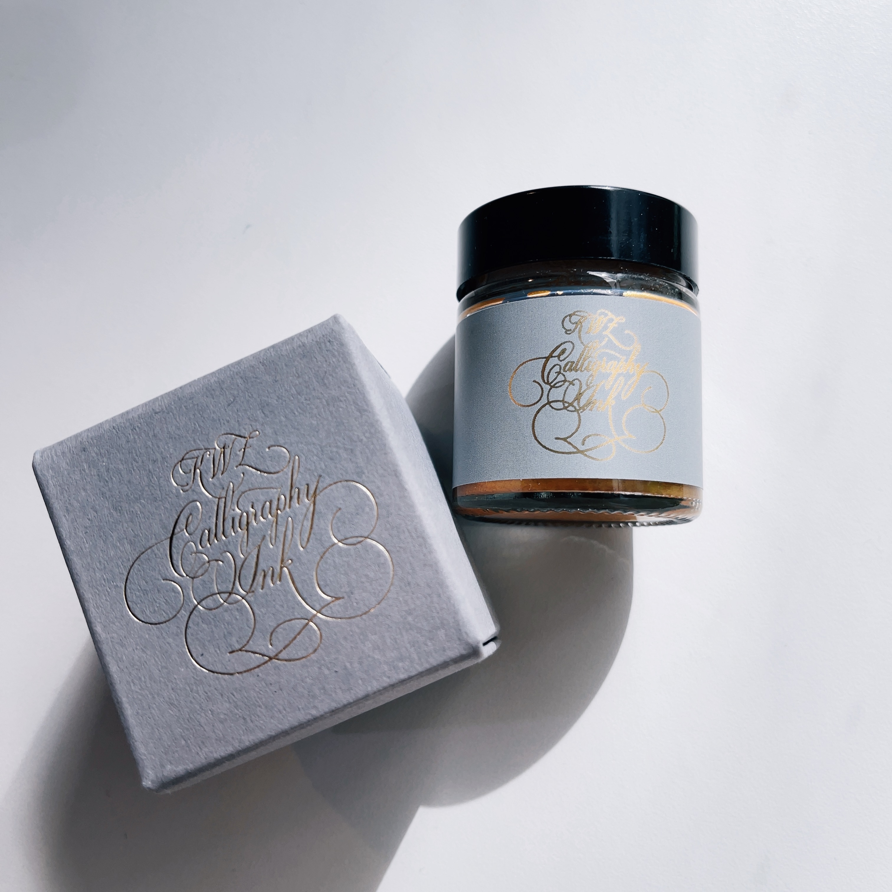 Kwz 沾水筆墨水-金色