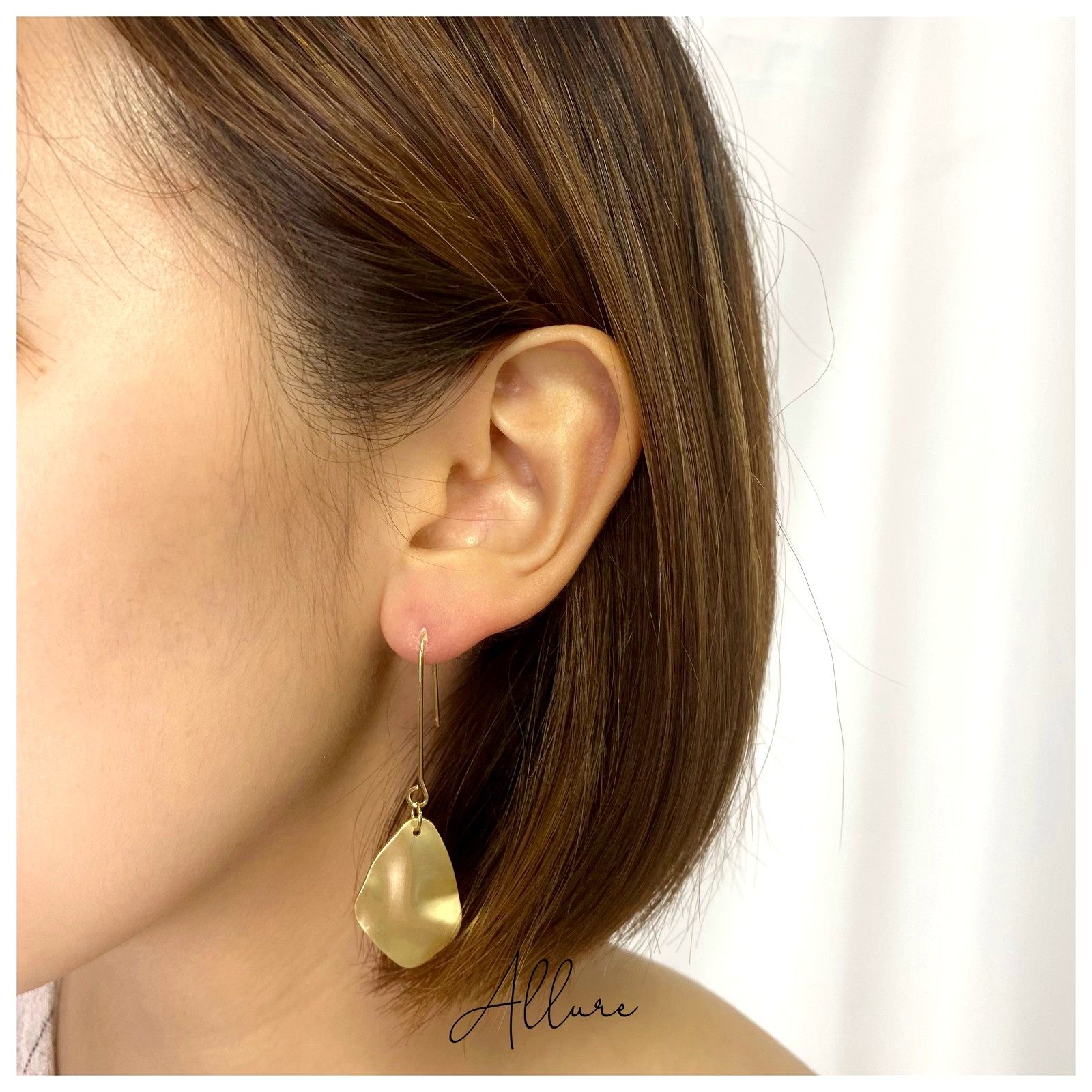 肆玥xAllure巴洛克金屬珍珠垂掛耳環