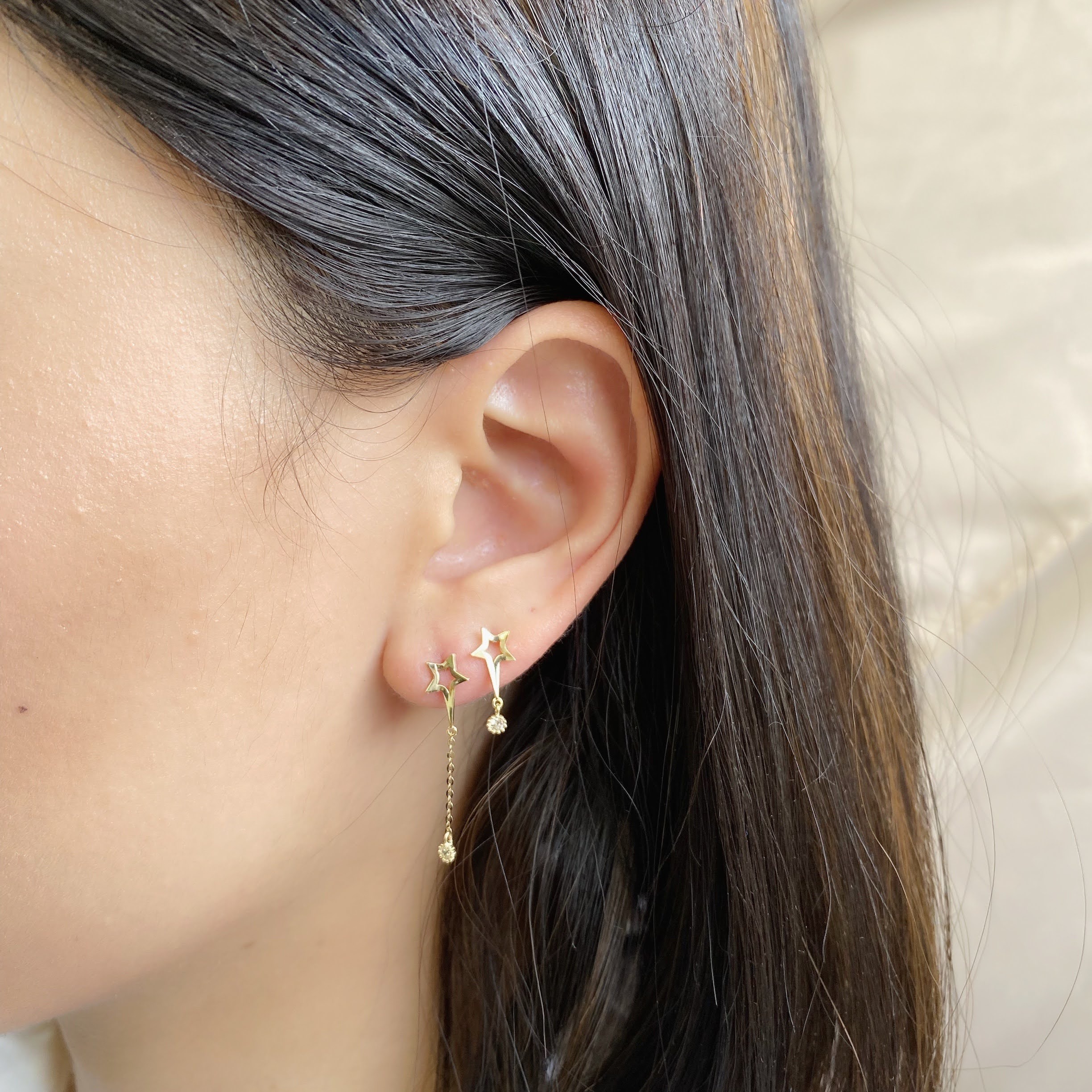 10K/不對稱星星耳環