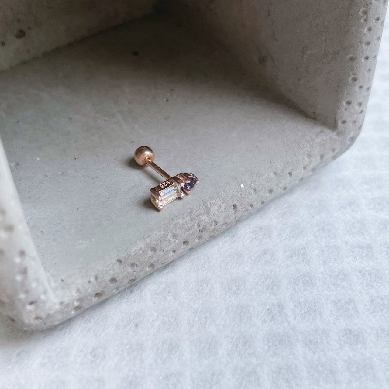 小燭台月光堇青轉珠耳環