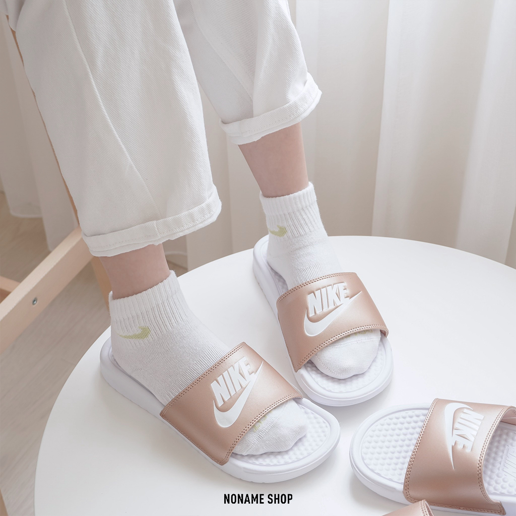 NIKE Benassi 字勾 玫瑰金 拖鞋