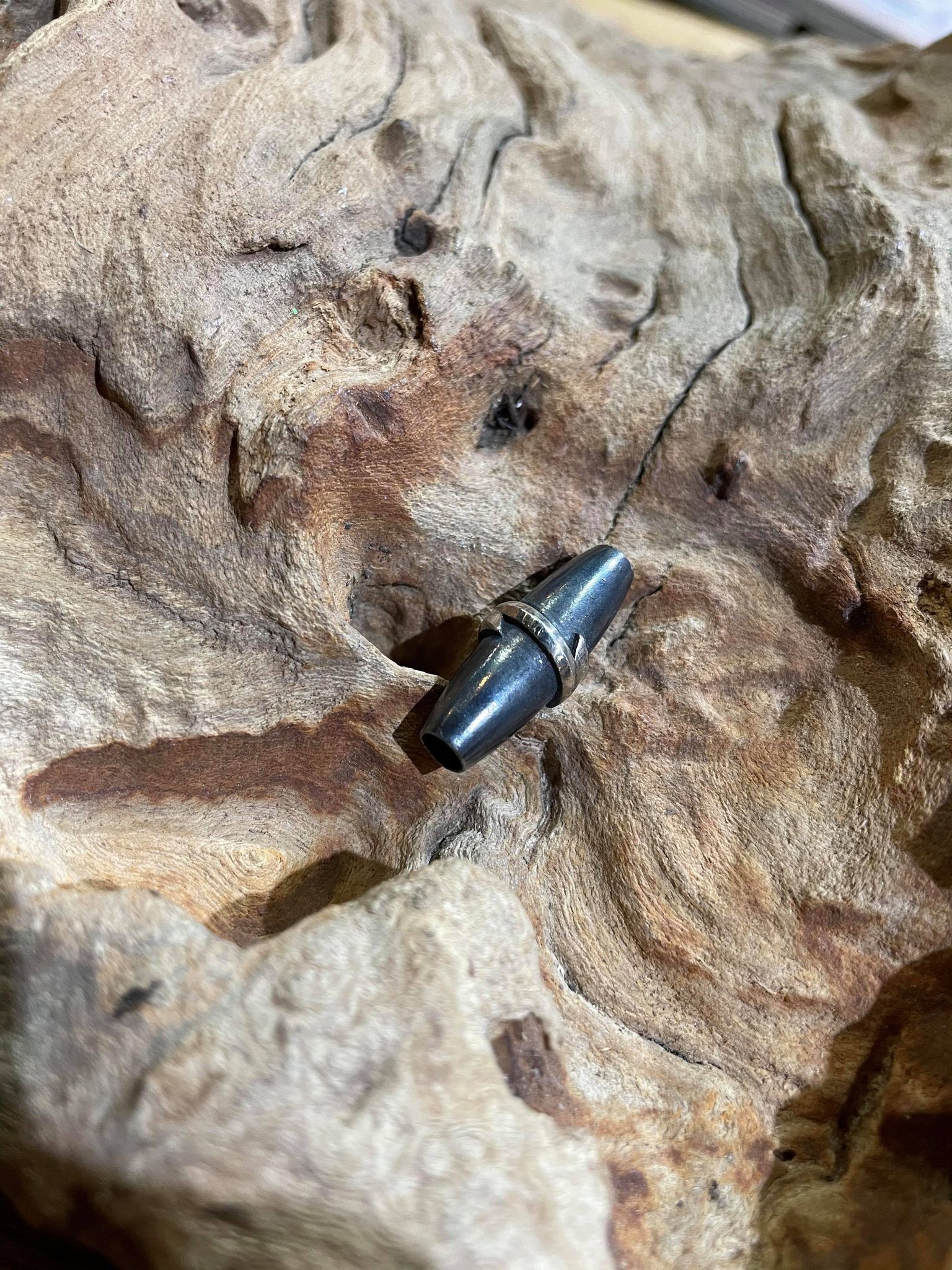 Black Venom Jewelry- Freedom & Prayer 純銀閃電銀管-L 。