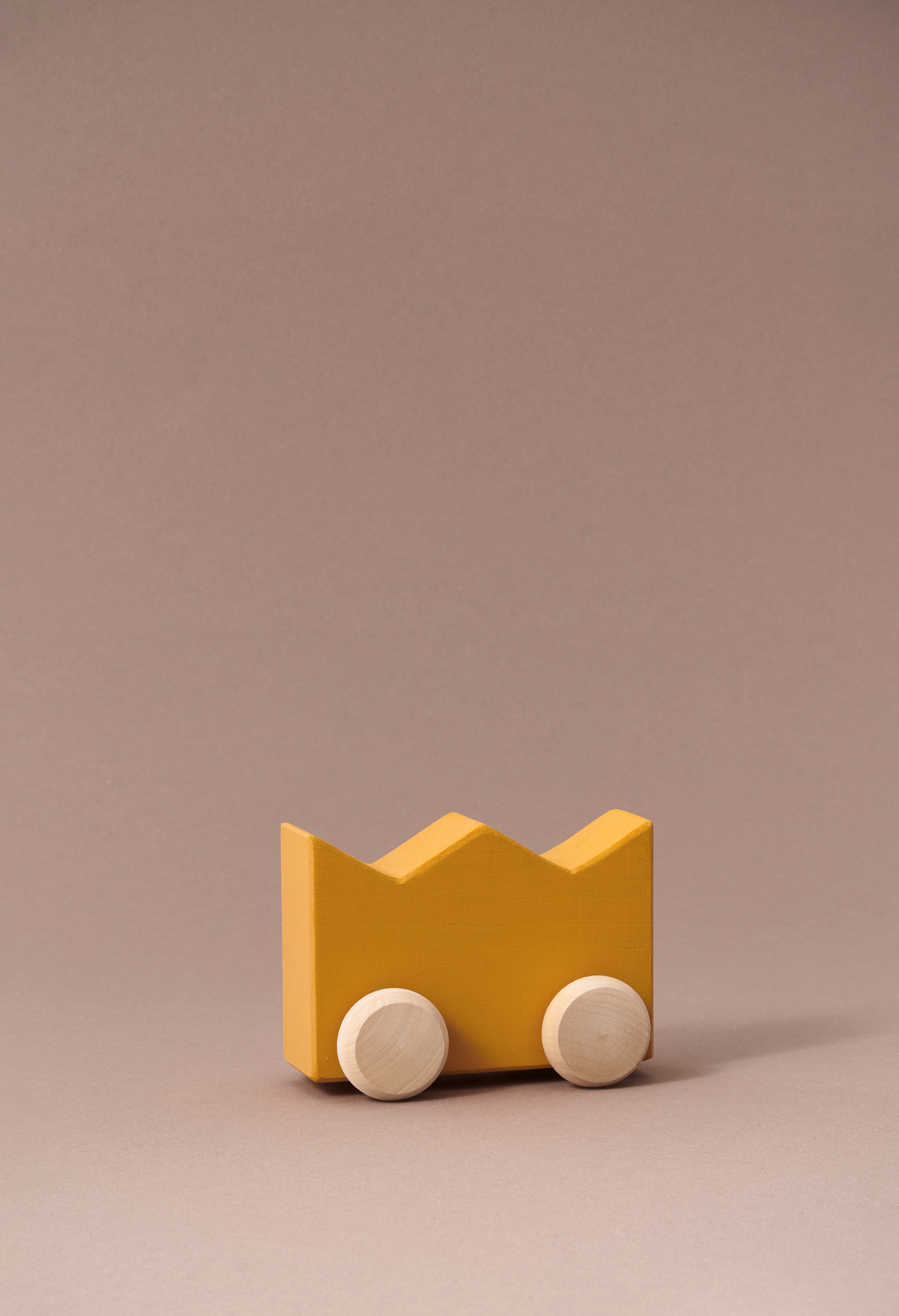 RADUGA GRЁZ - Toy Car Crown