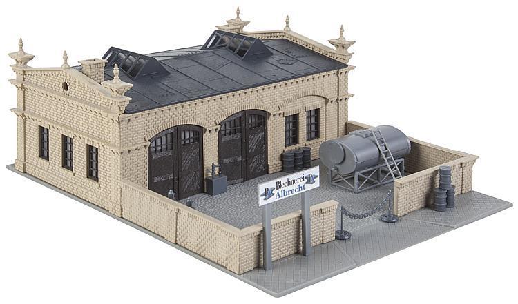 Faller 131382 HO scale, Workshop